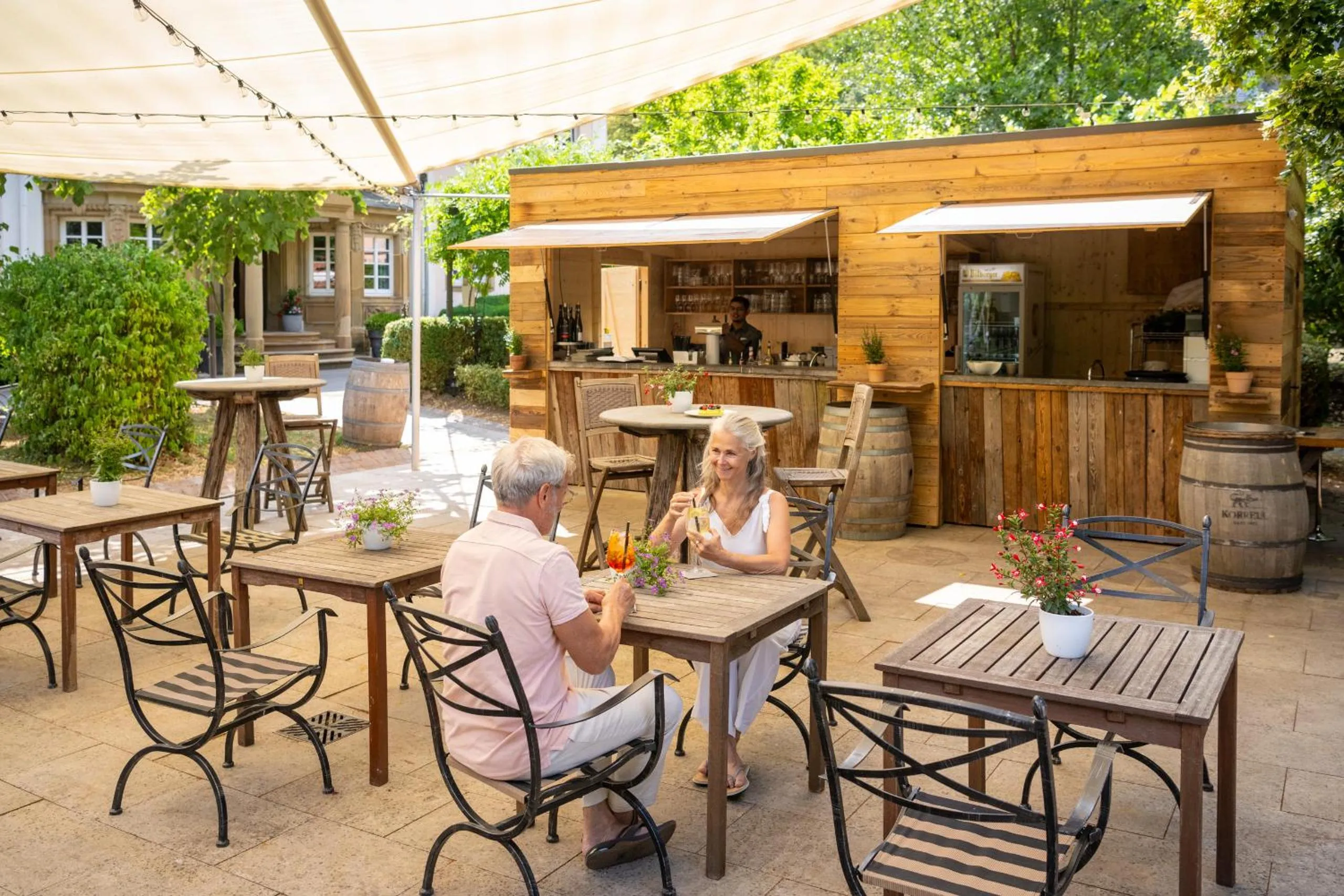 Food and drinks in BollAnts Spa im Park