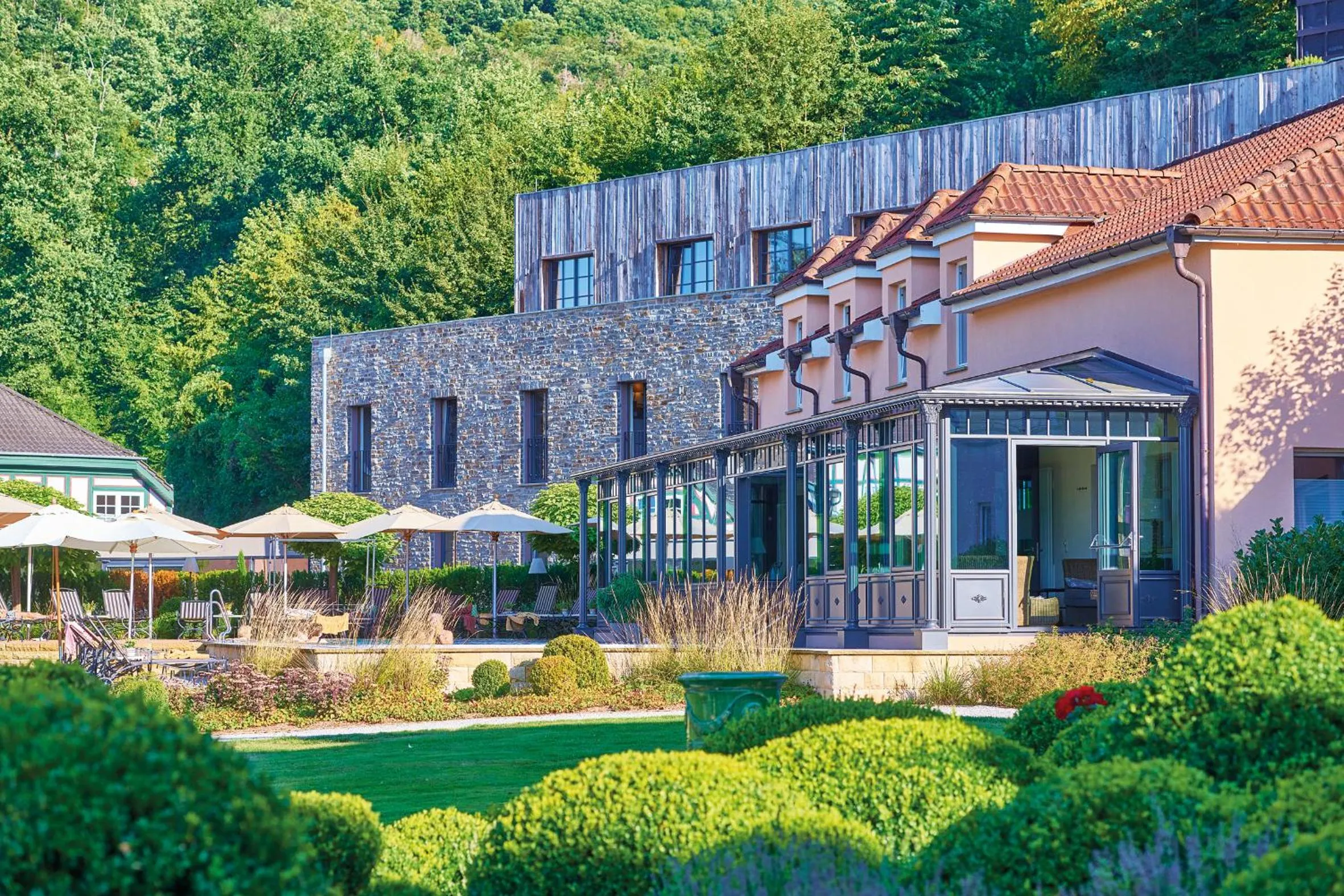 Property building in BollAnts Spa im Park