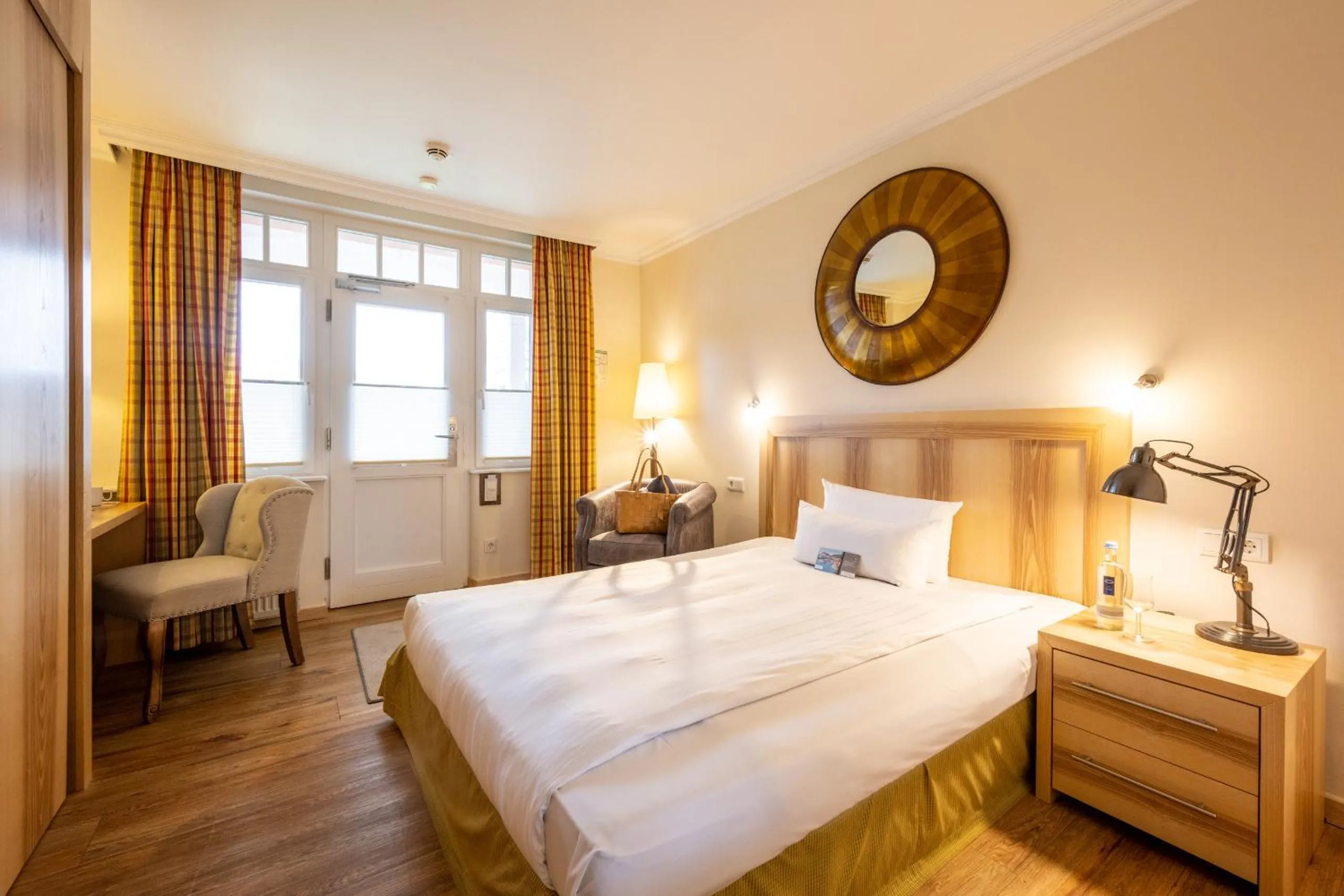 Bedroom, Bed in BollAnts Spa im Park