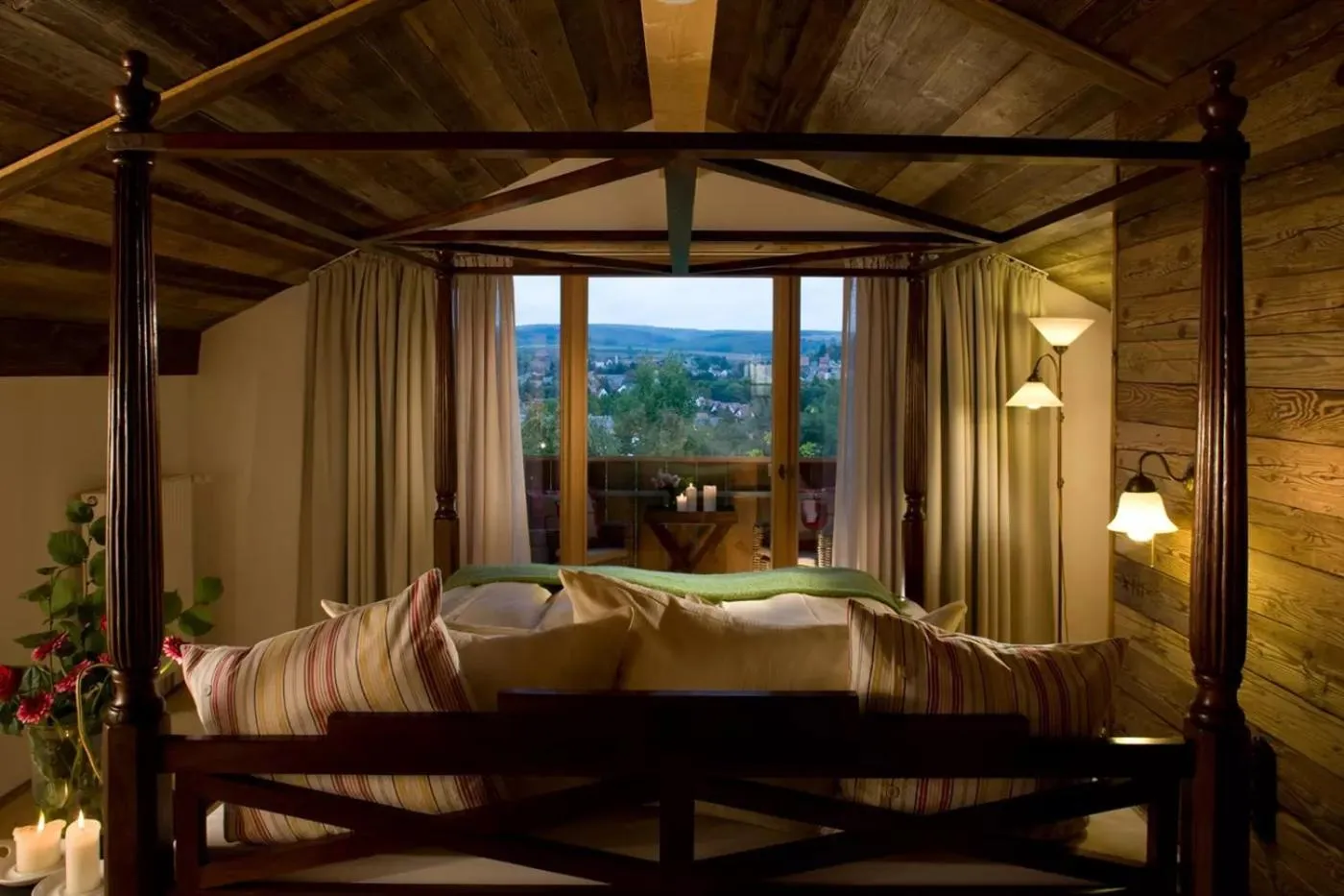 Photo of the whole room, Bed in BollAnts Spa im Park