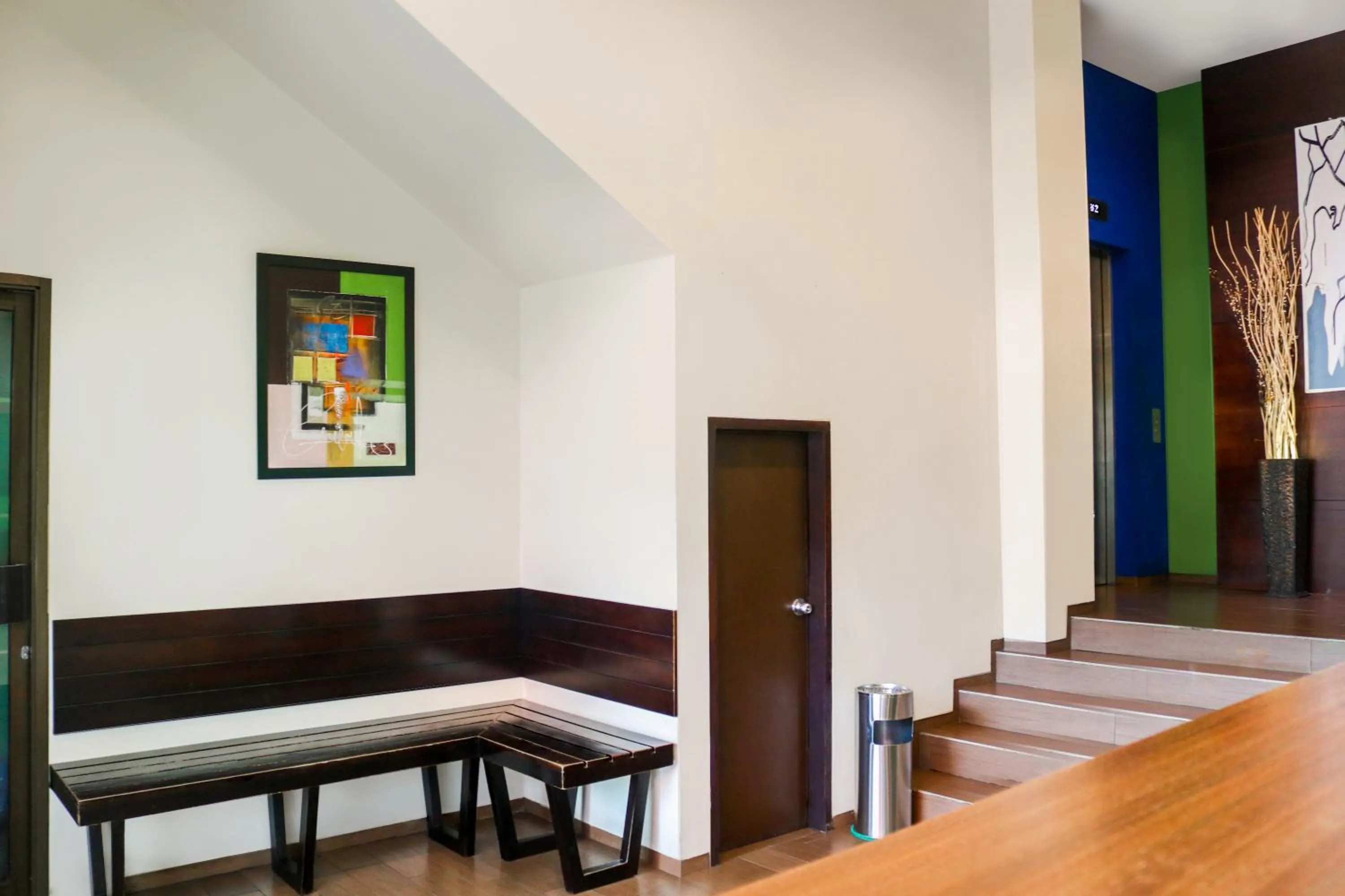 Lobby or reception in LeGreen Suite Ratulangi