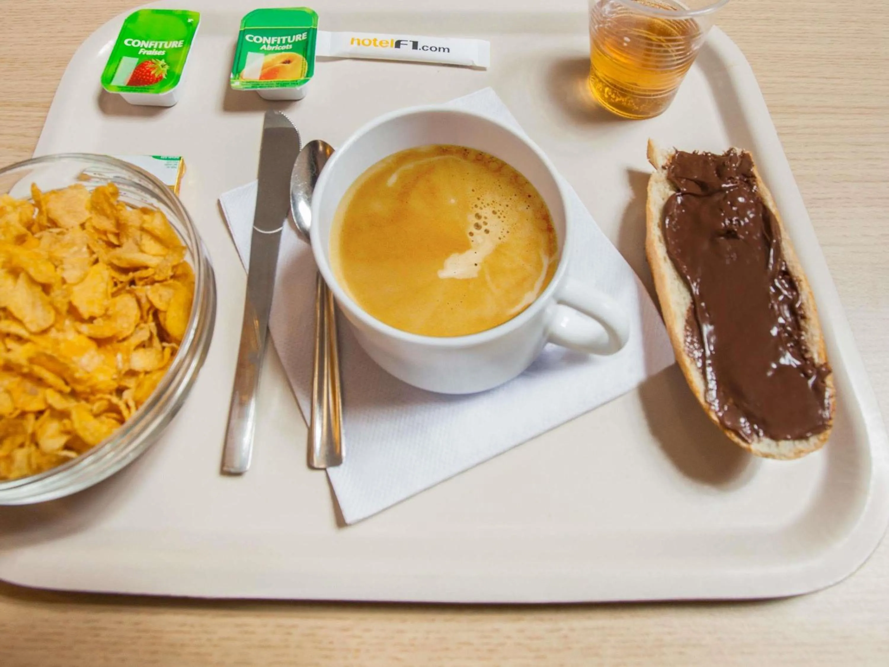 Breakfast in hotelF1 Chaumont