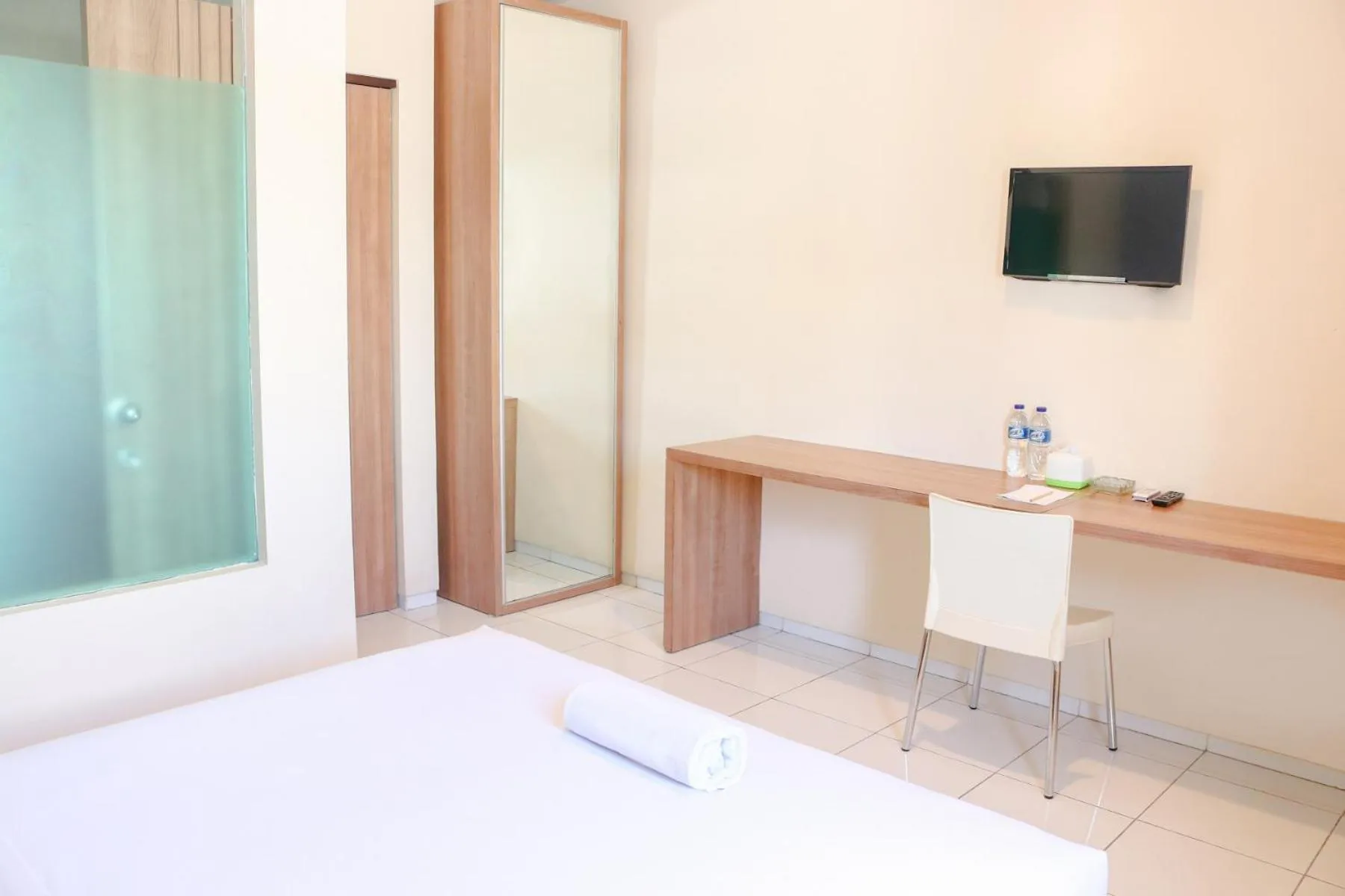 Bed in LeGreen Suite Waihaong