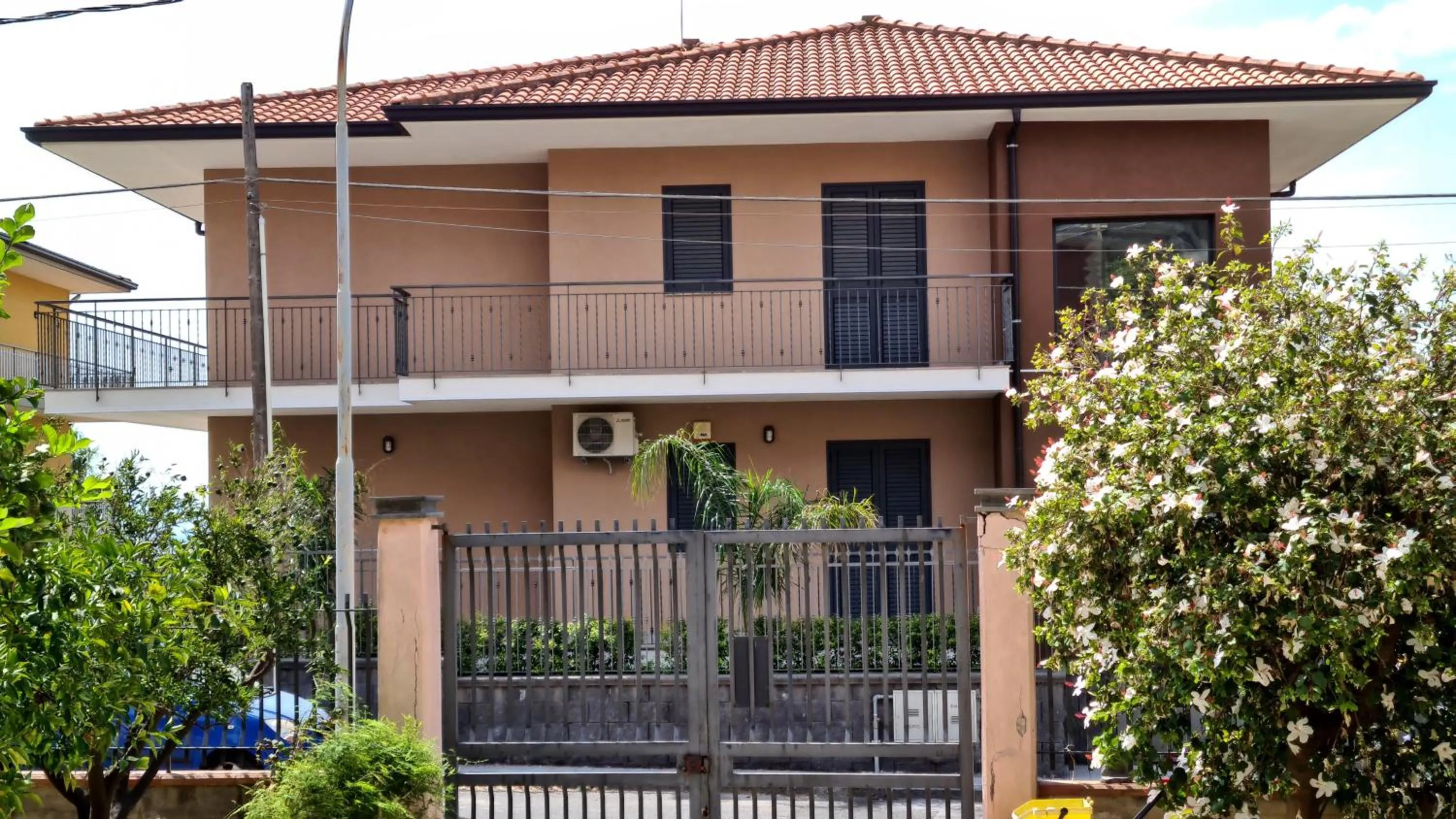 Property building in Idilliaco inn