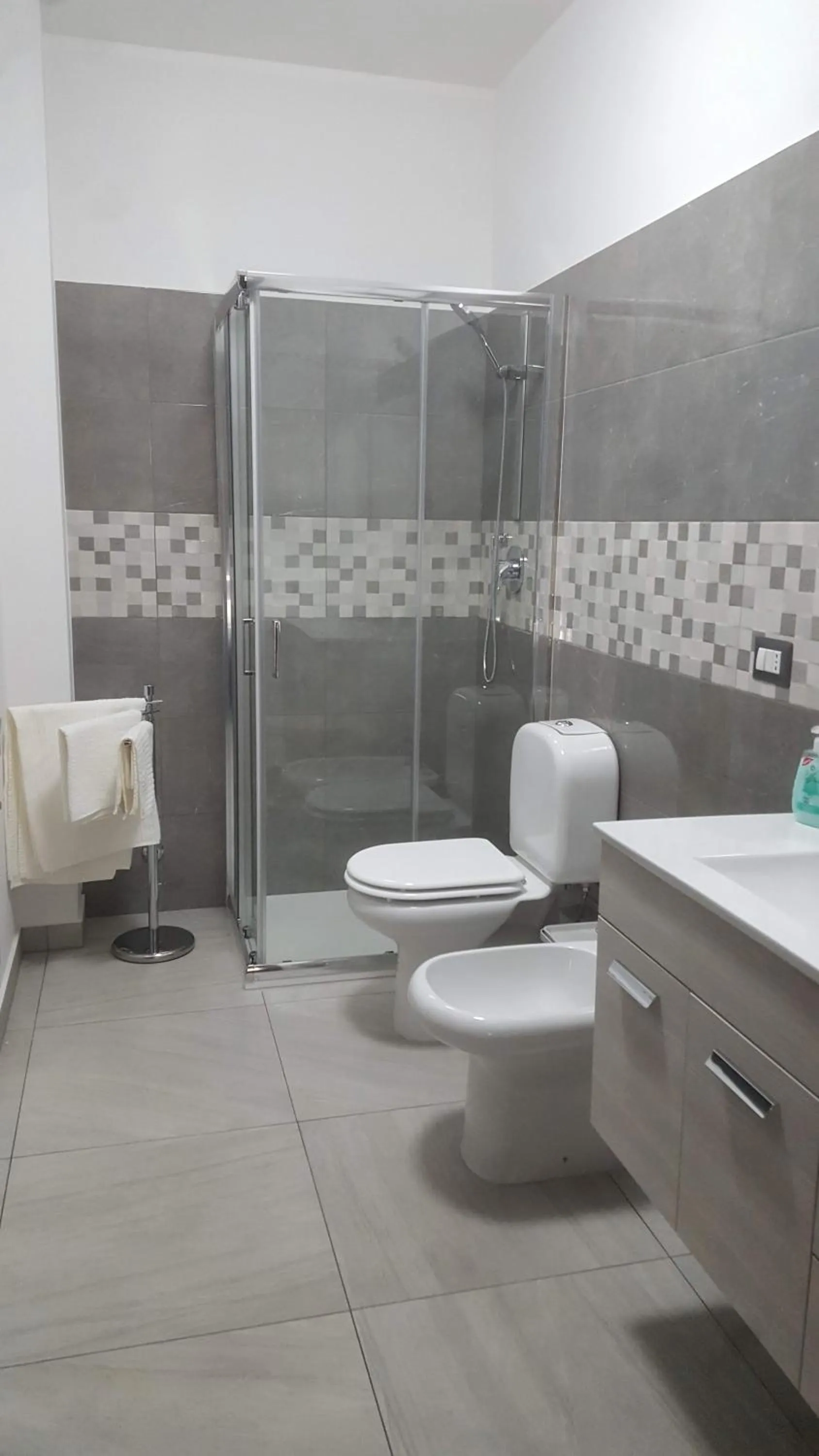 Shower in Idilliaco inn