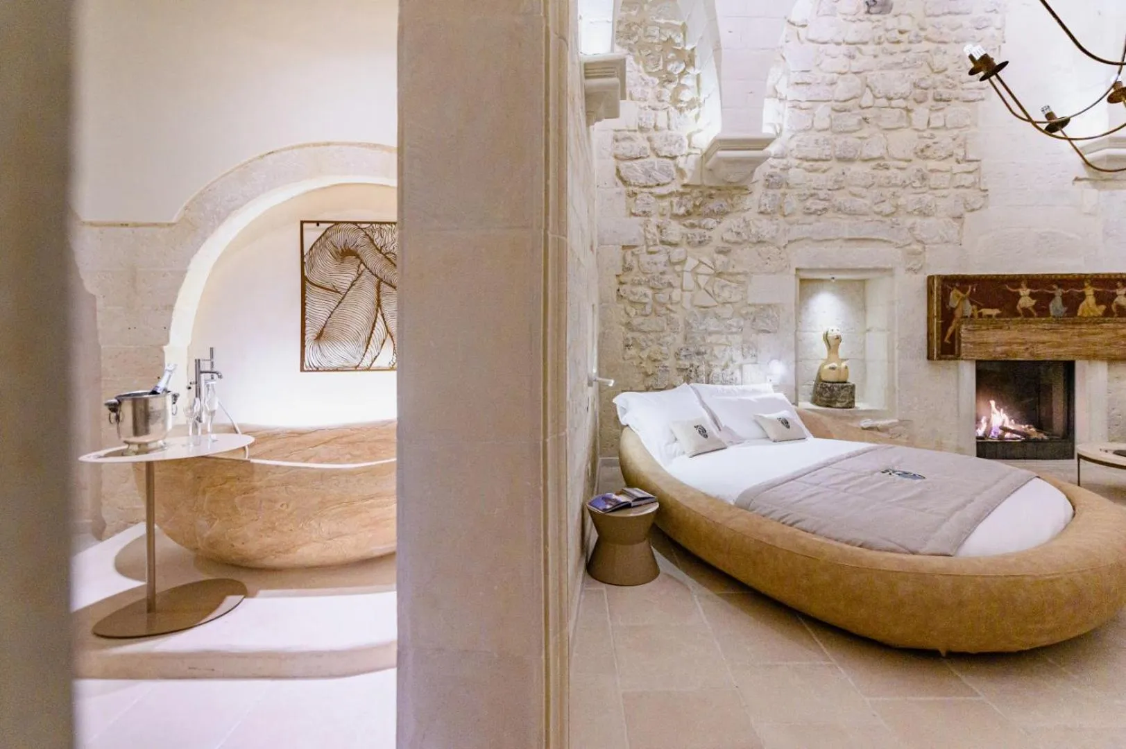 Photo of the whole room, Bed in Pollicastro Boutique Hotel