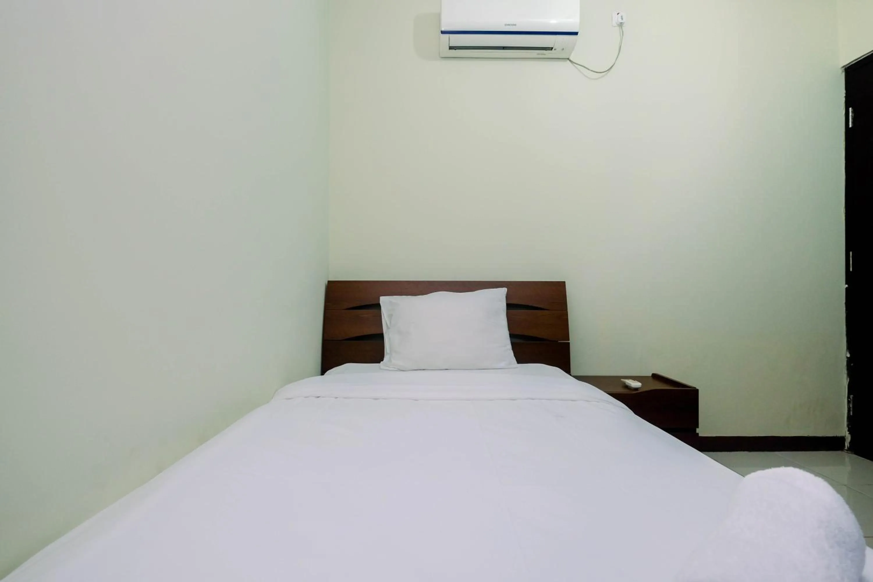 Elegant Nifarro Park 2BR Apartment with Best View By Travelio