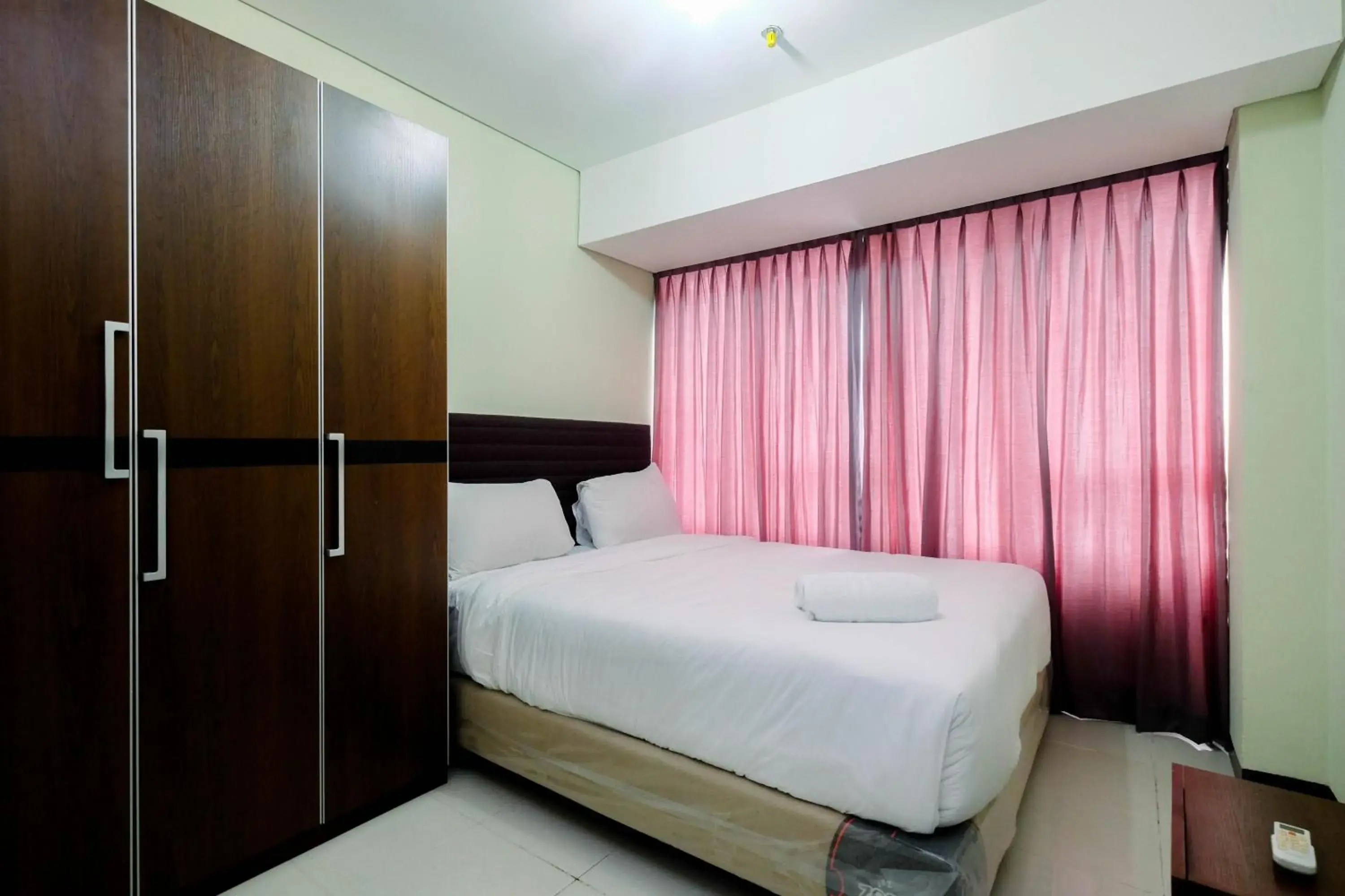 Two-Bedroom Apartment in Elegant Nifarro Park 2BR Apartment with Best View By Travelio Two-Bedroom Apartment in Elegant Nifarro Park 2BR Apartment with Best View By Travelio