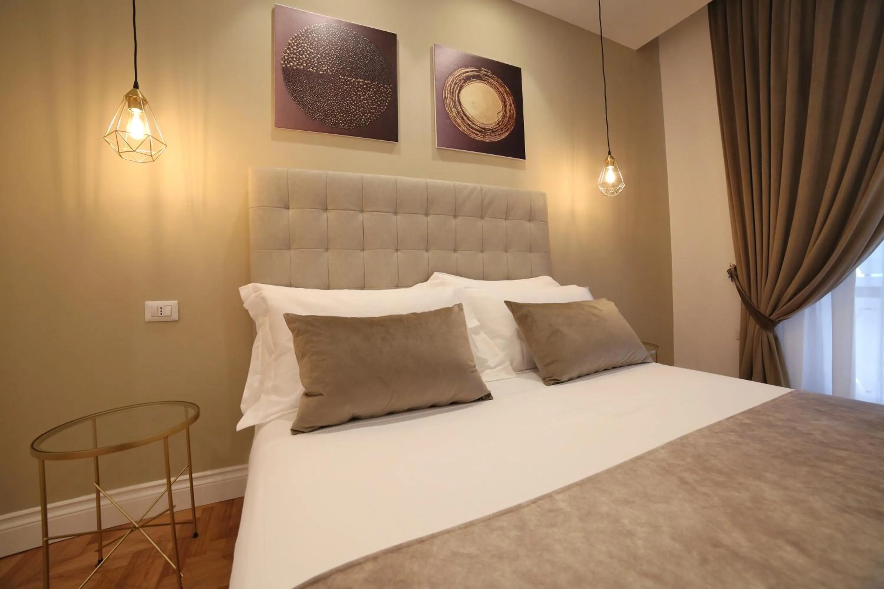 Bedroom, Bed in B&B Villa Sant'Elmo con parcheggio interno