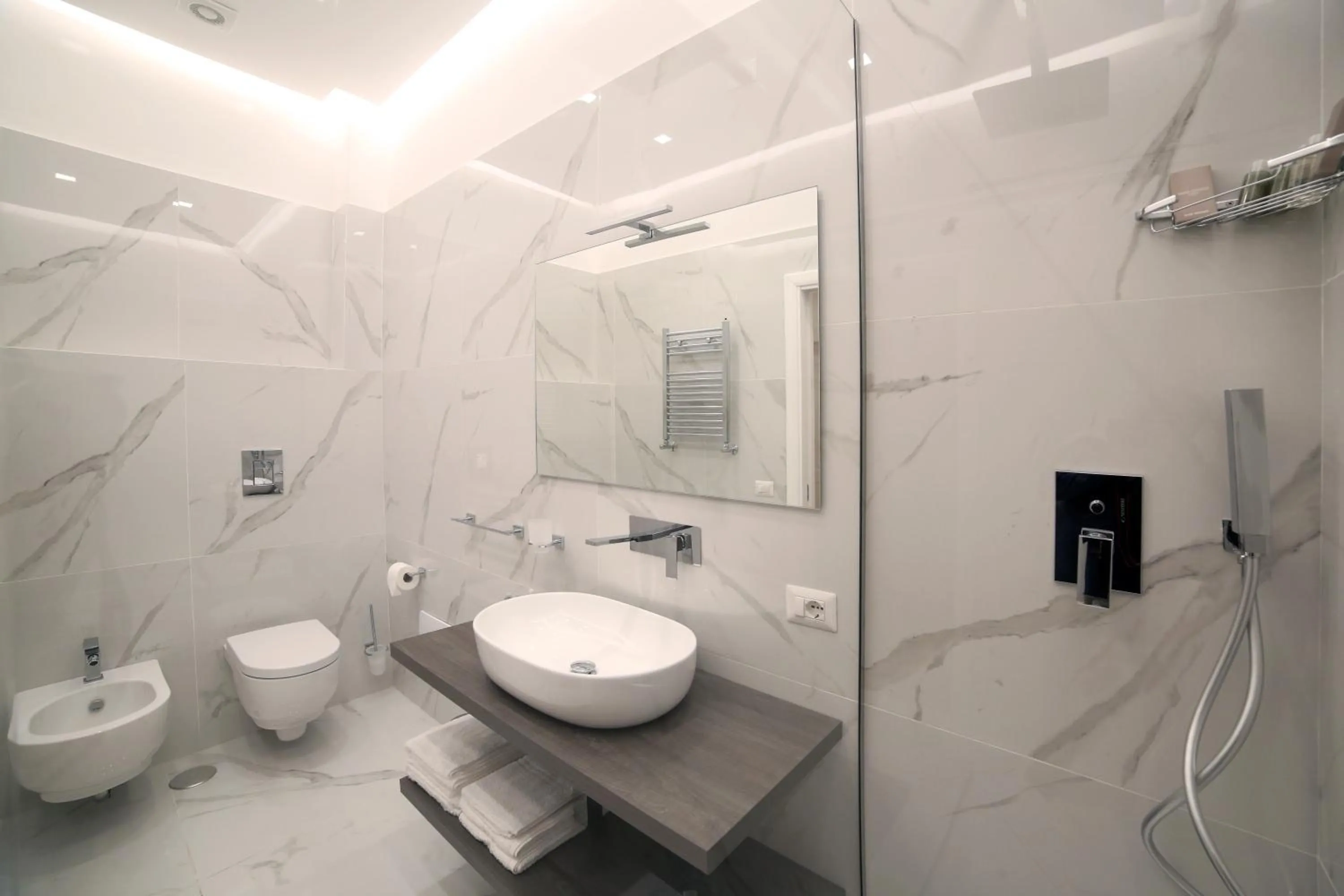 Bathroom in B&B Villa Sant'Elmo con parcheggio interno