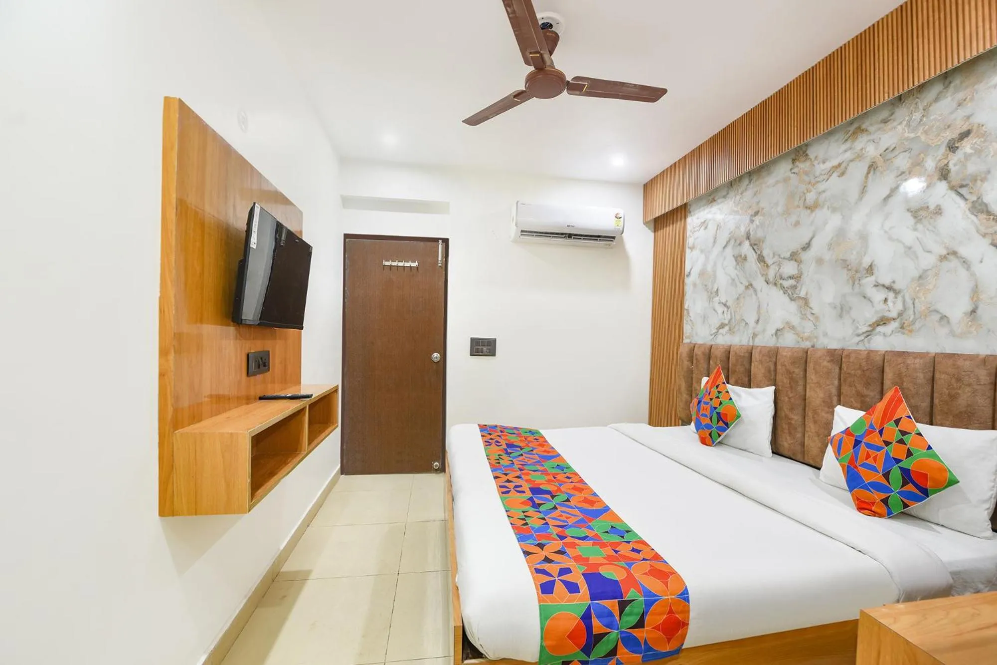 Bed in FabHotel Coco Tree