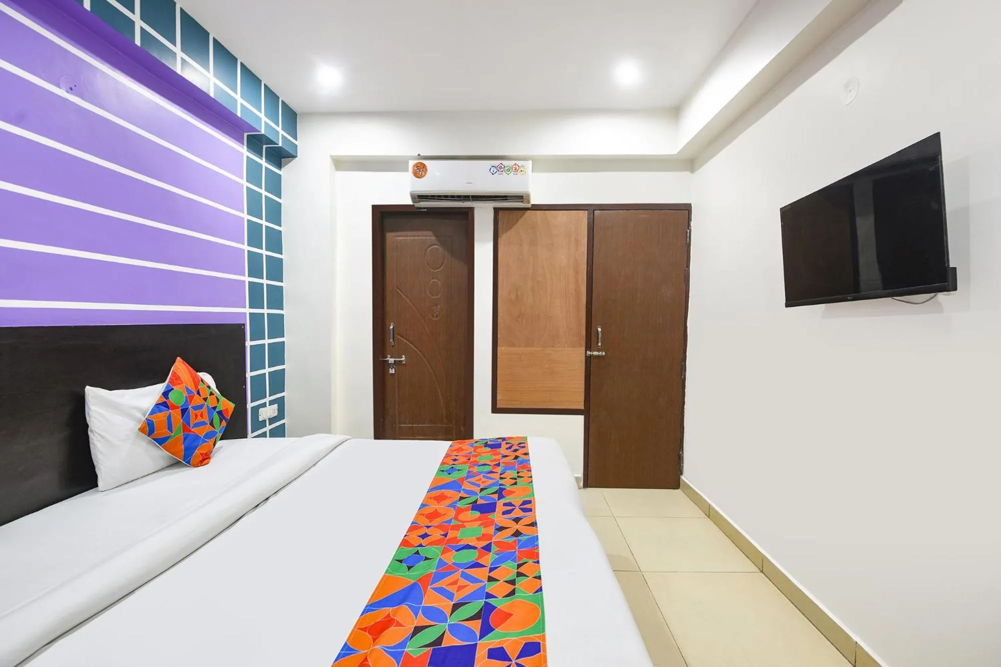 Bed in FabHotel Coco Tree
