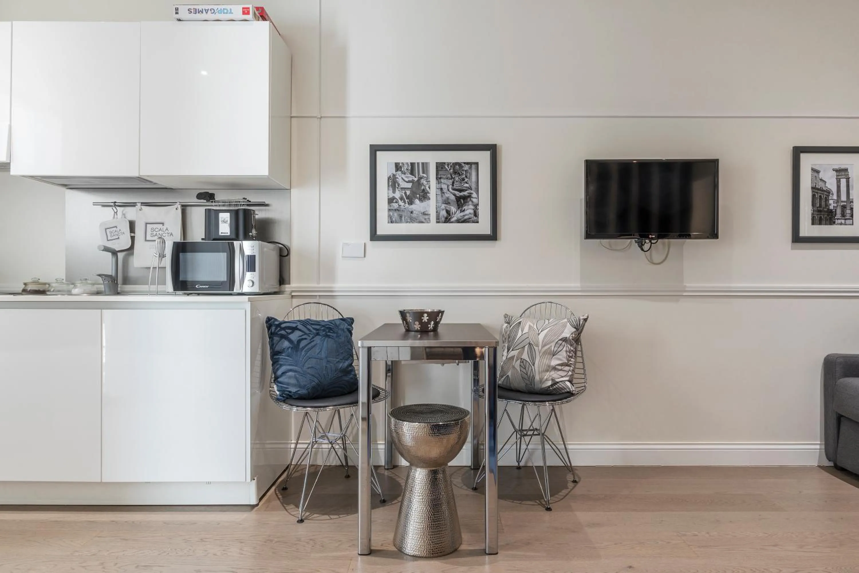 Kitchen or kitchenette in Scala Santa & Laterano Open Space