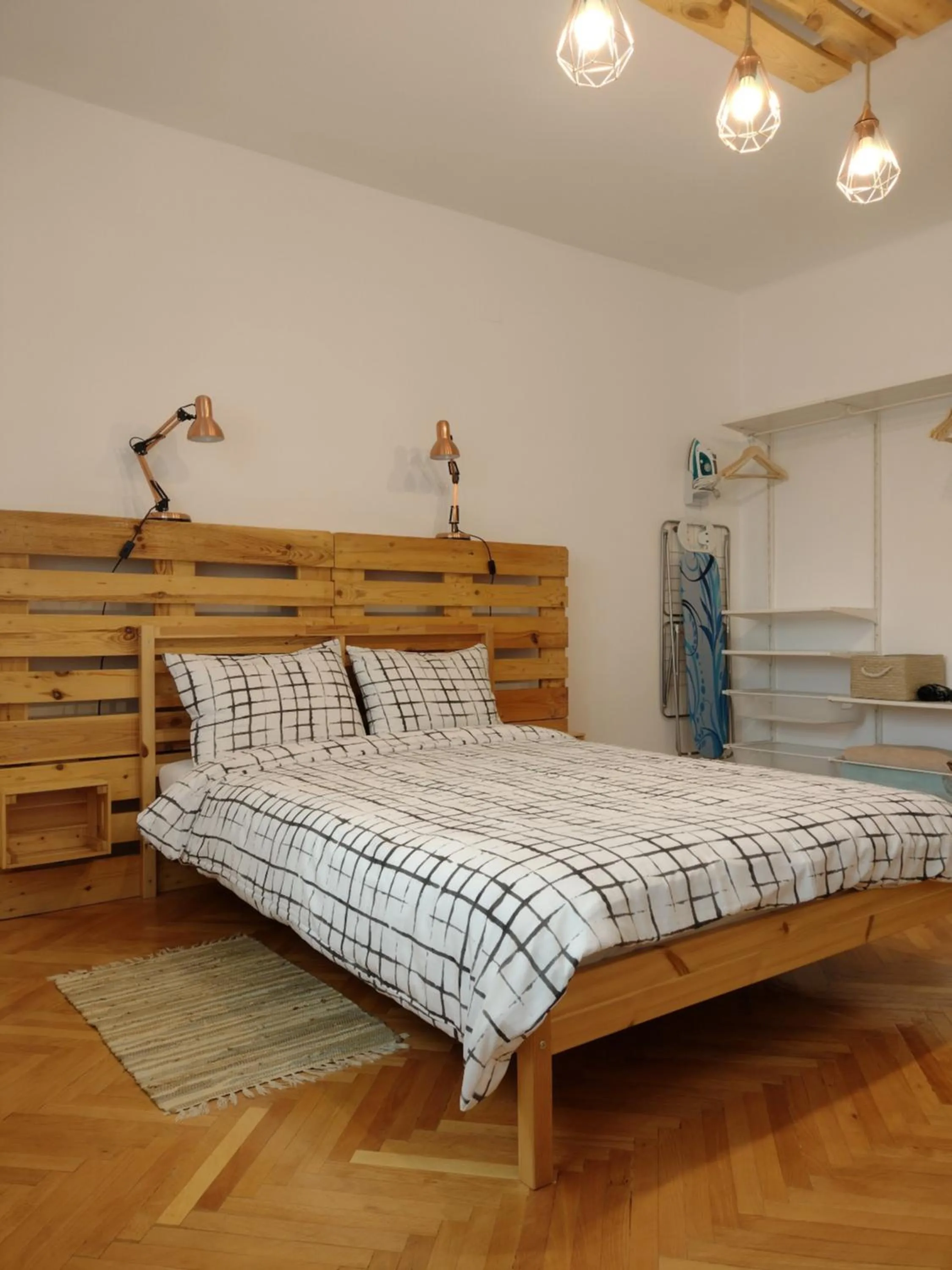 B Apartments - Babel Apartment