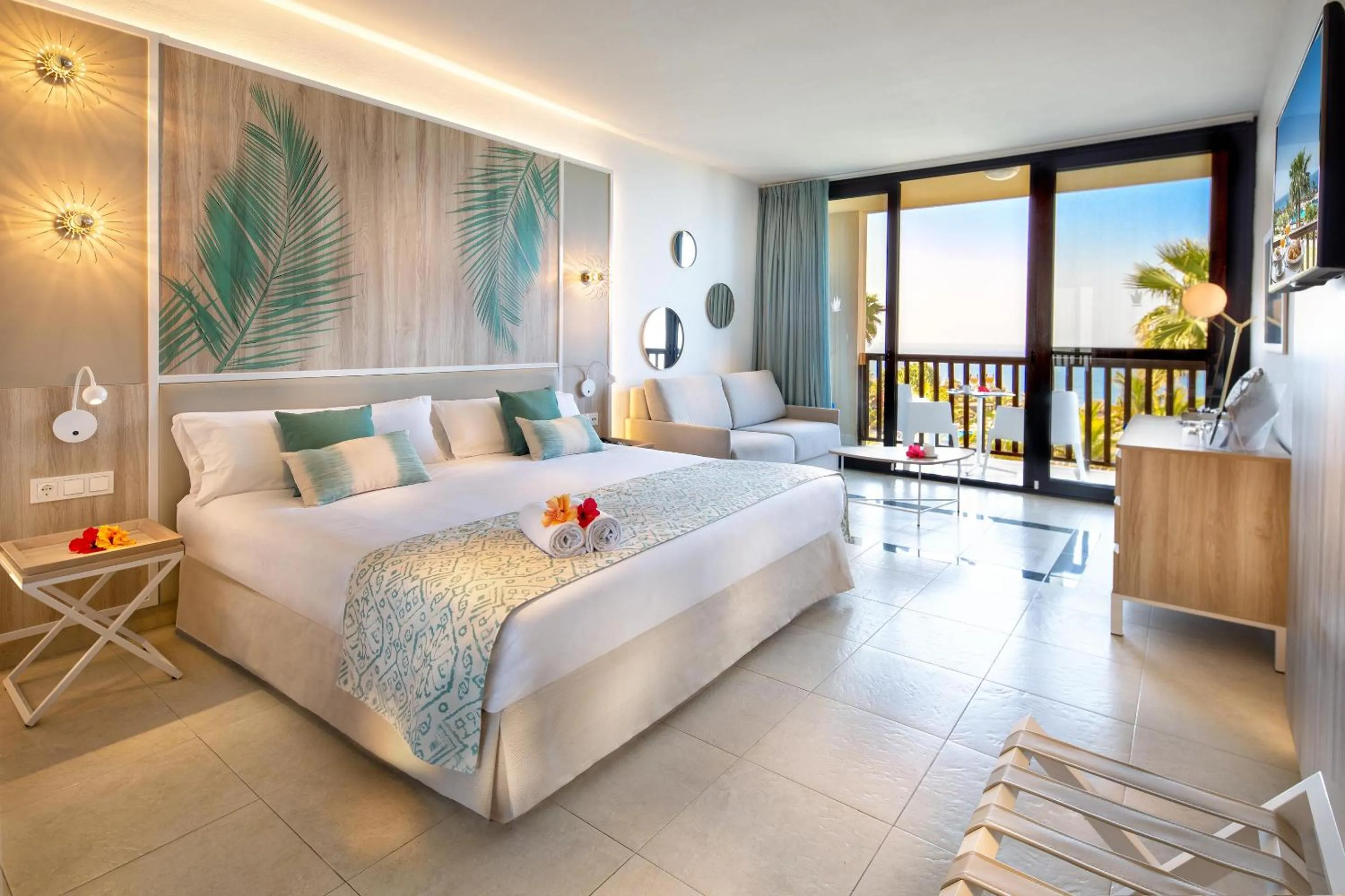 Photo of the whole room, Bed in Esencia de La Palma by Princess - Adults Only