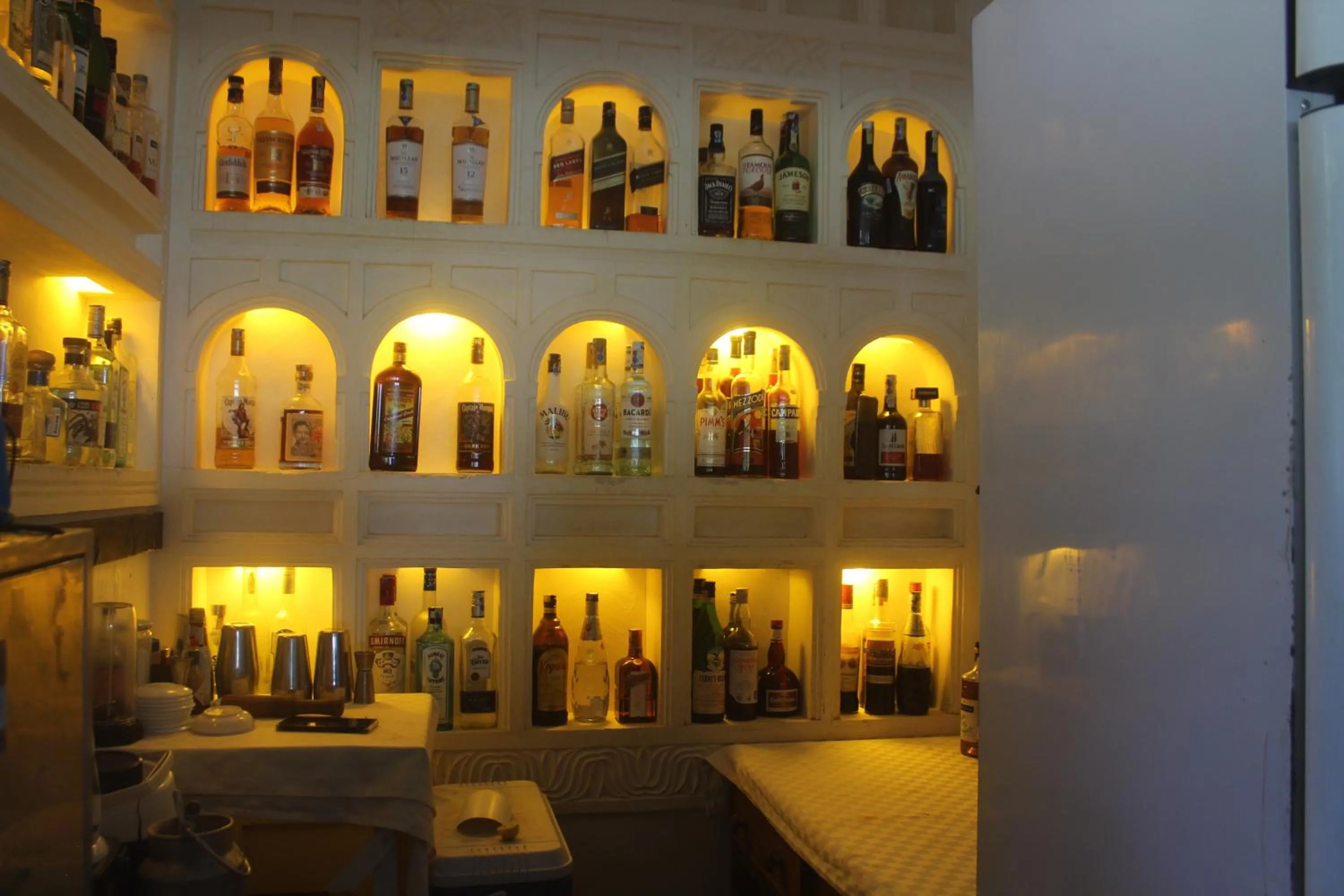 Restaurant/places to eat in Kijani Hotel