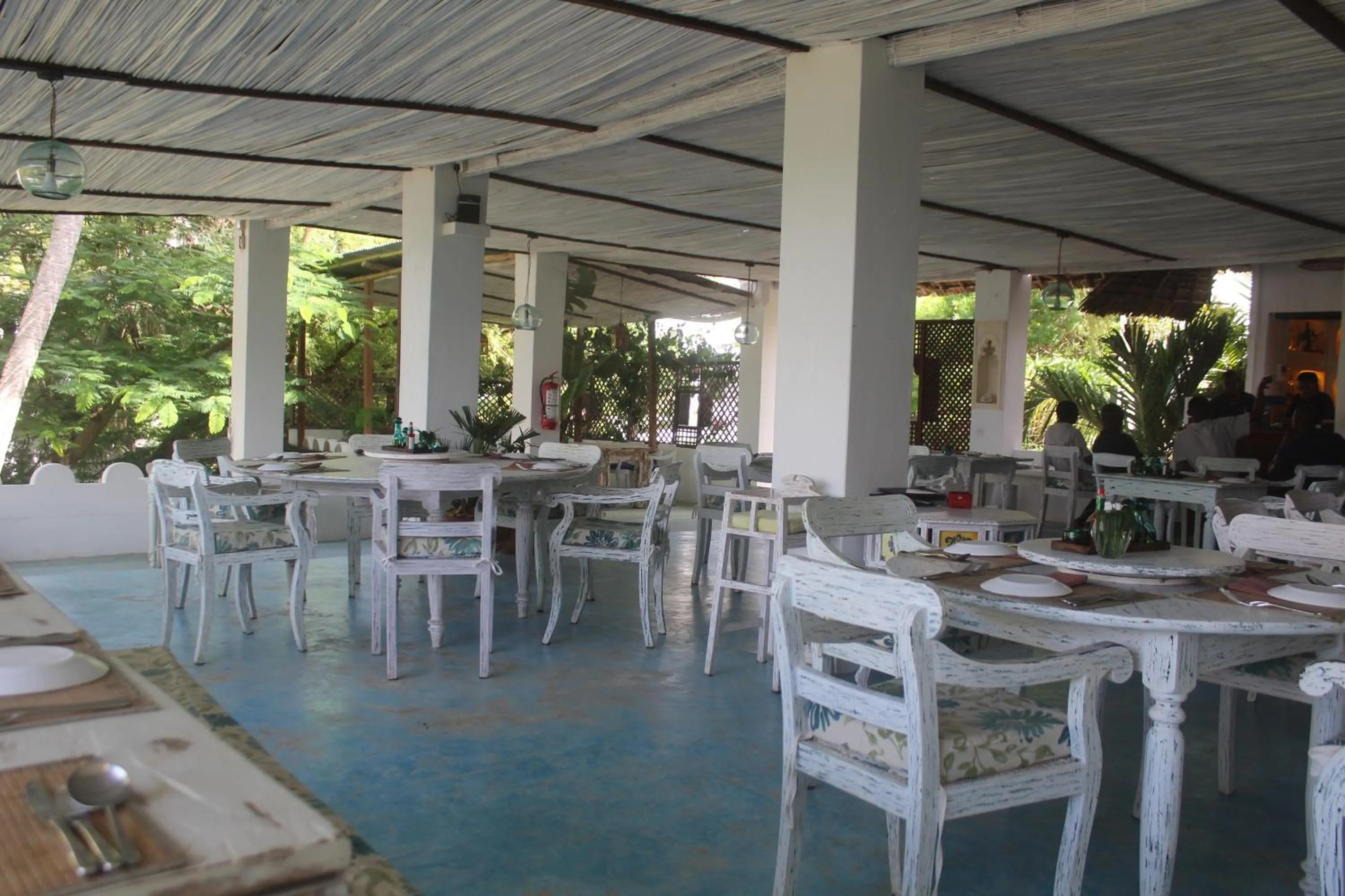 Restaurant/places to eat in Kijani Hotel