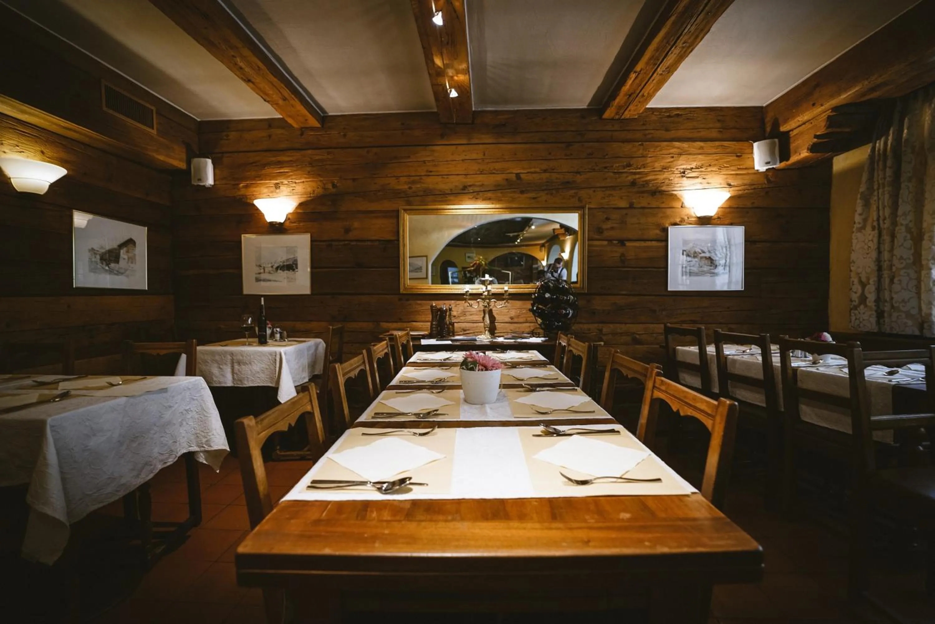 Restaurant/places to eat in Hotel Römerhof