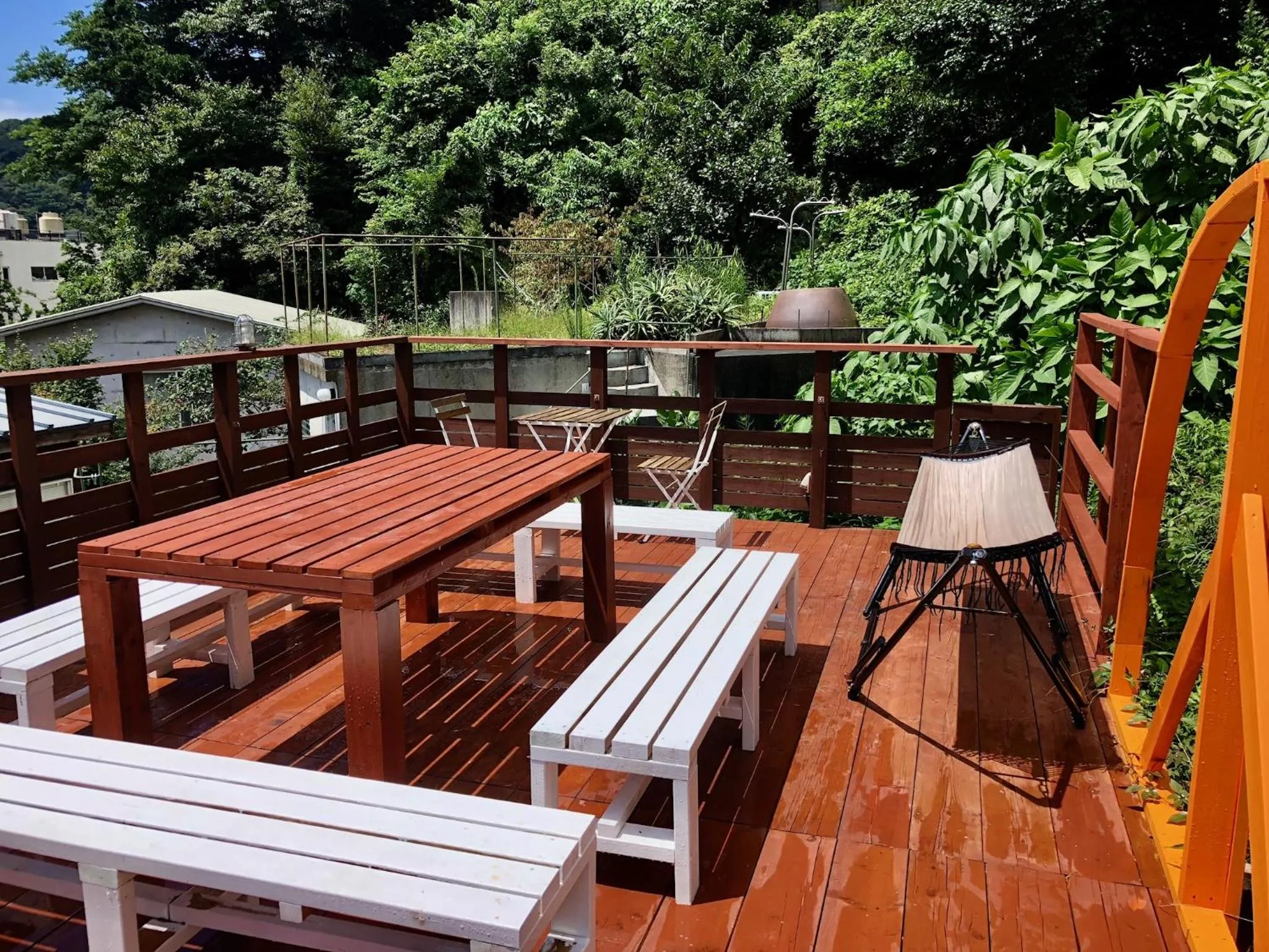 BBQ facilities in Guesthouse All you need - All rooms have an ocean view!