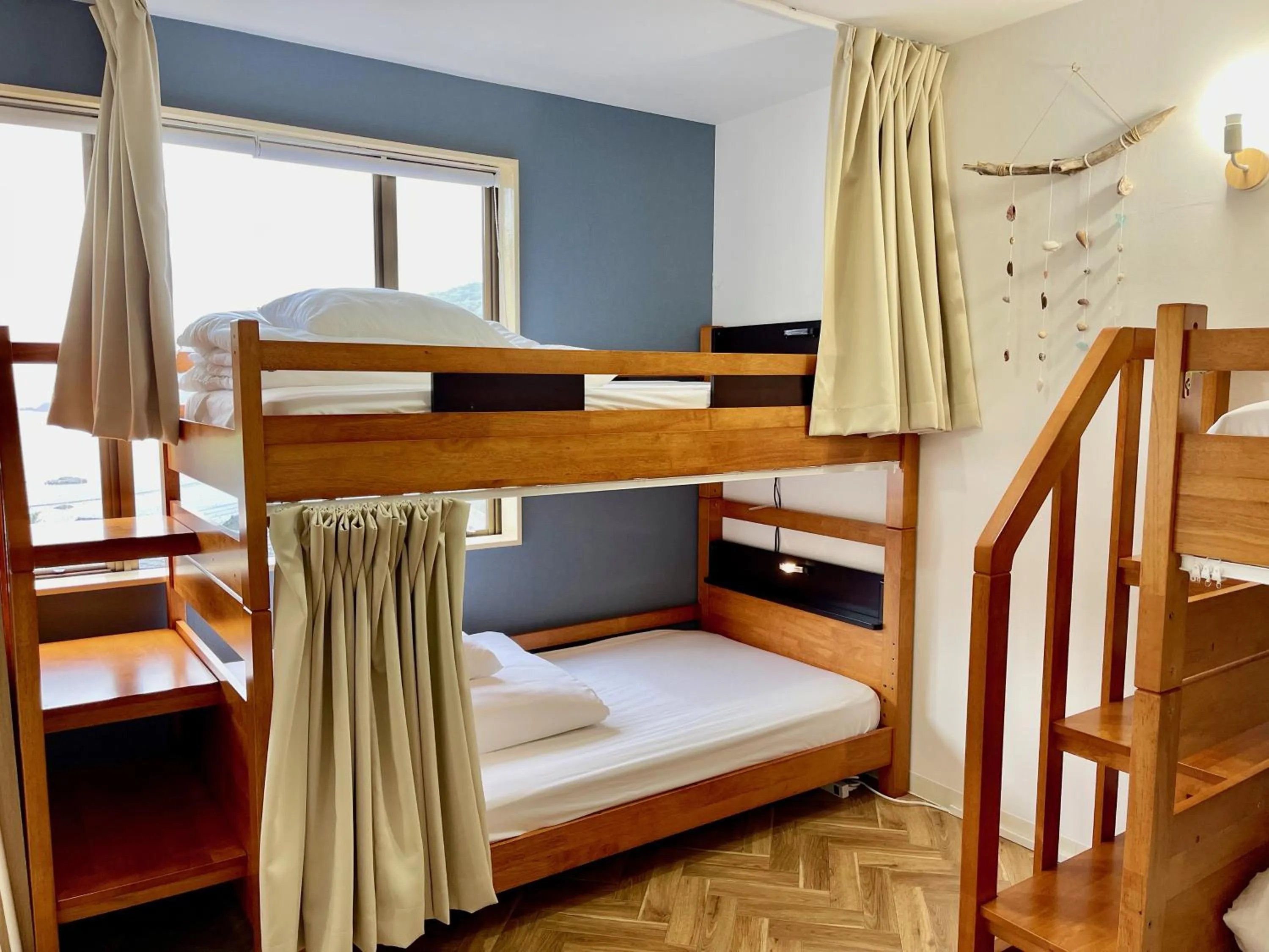 Bed in Guesthouse All you need - All rooms have an ocean view!