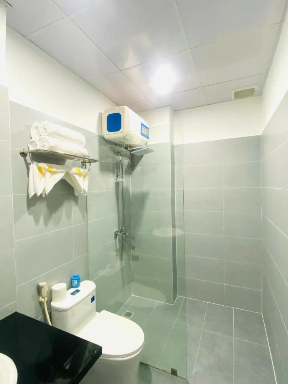 Shower in Hue Royal Hotel