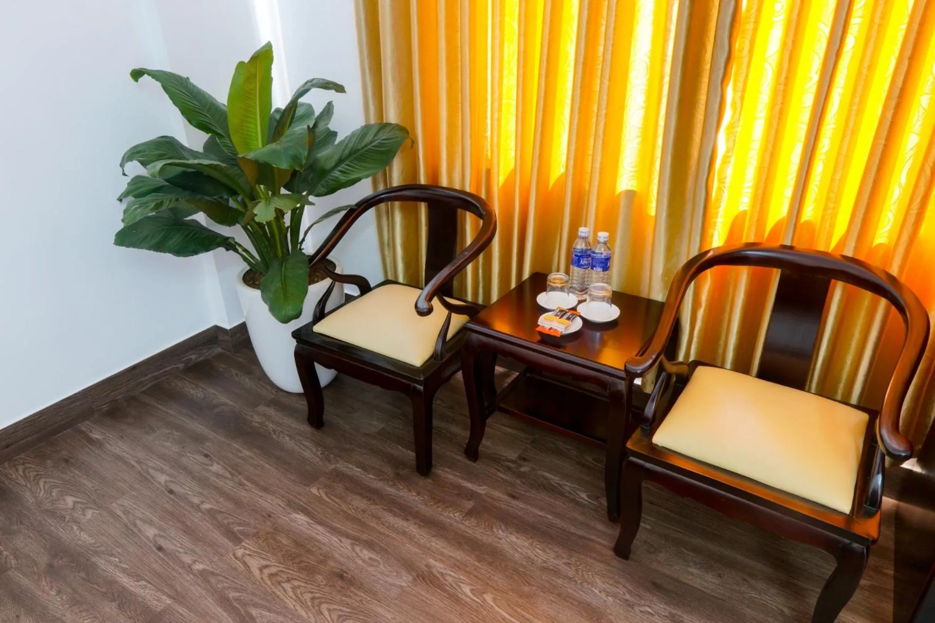 Living room in Hue Royal Hotel