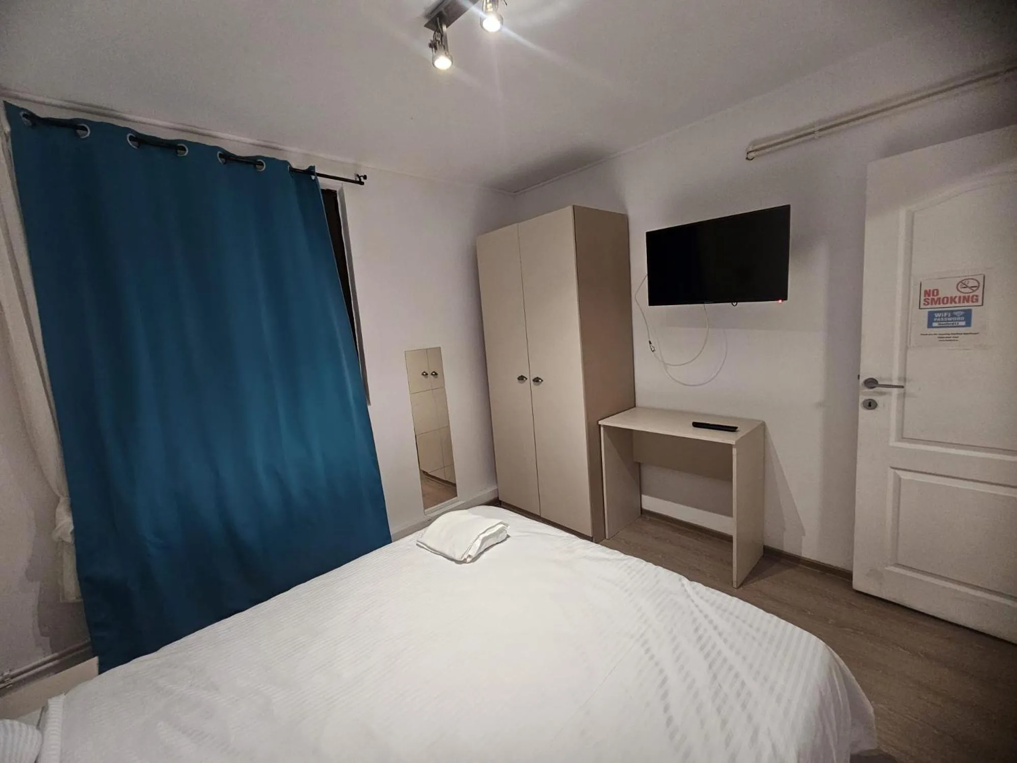 Bed in Stanford Aparthotel Gara de Nord