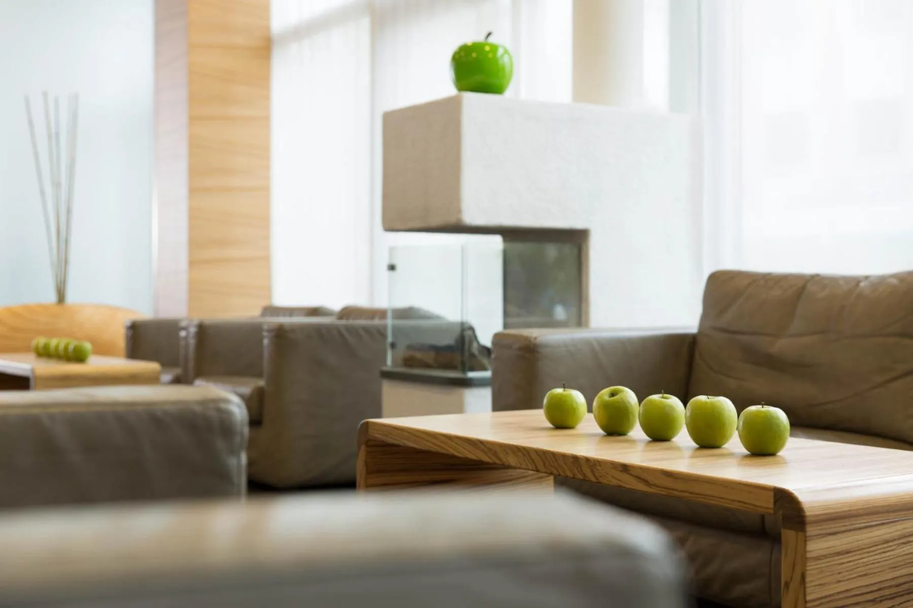 Lobby or reception in Corbin München Airport Business Hotel