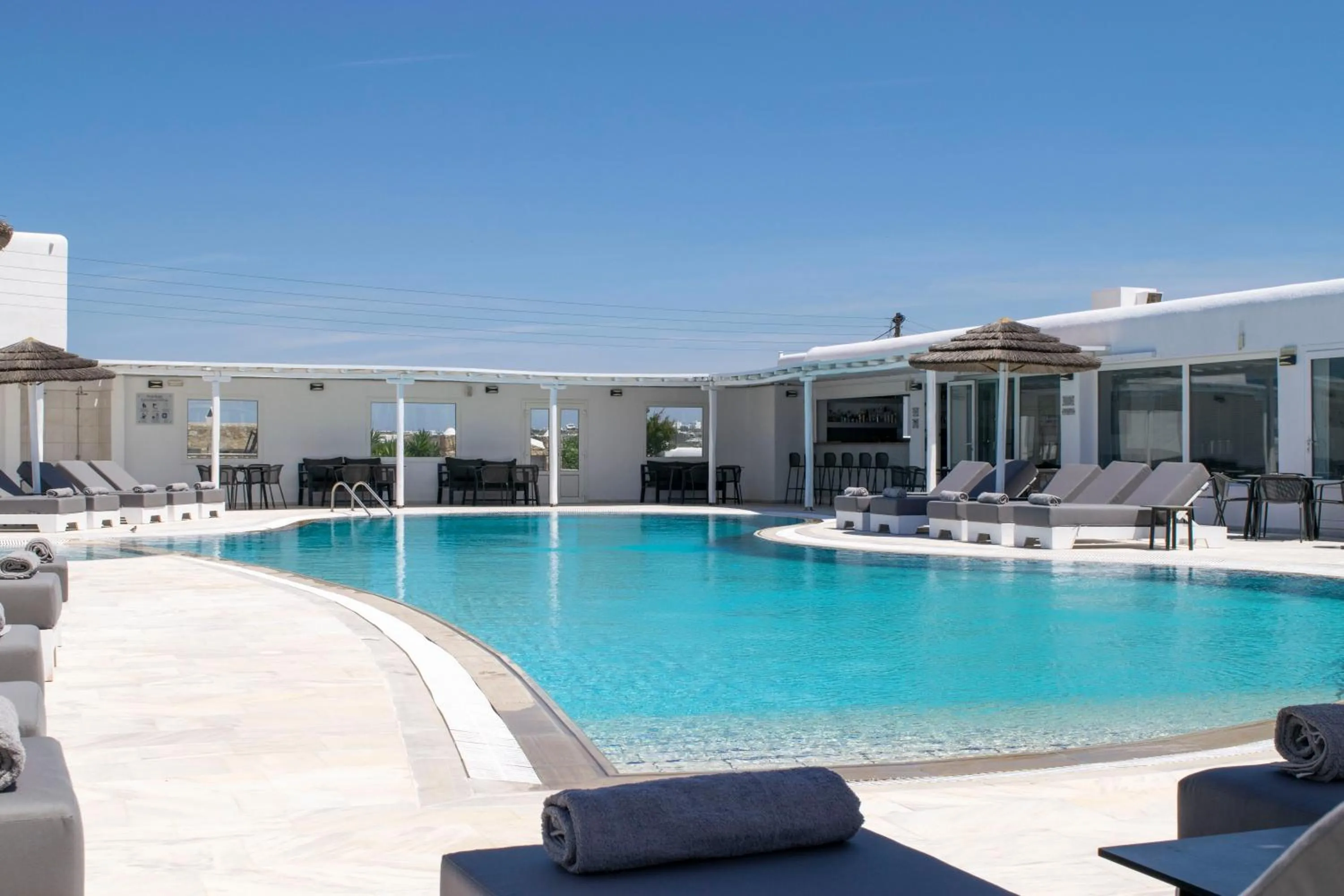 Swimming pool in Giannoulaki Resort