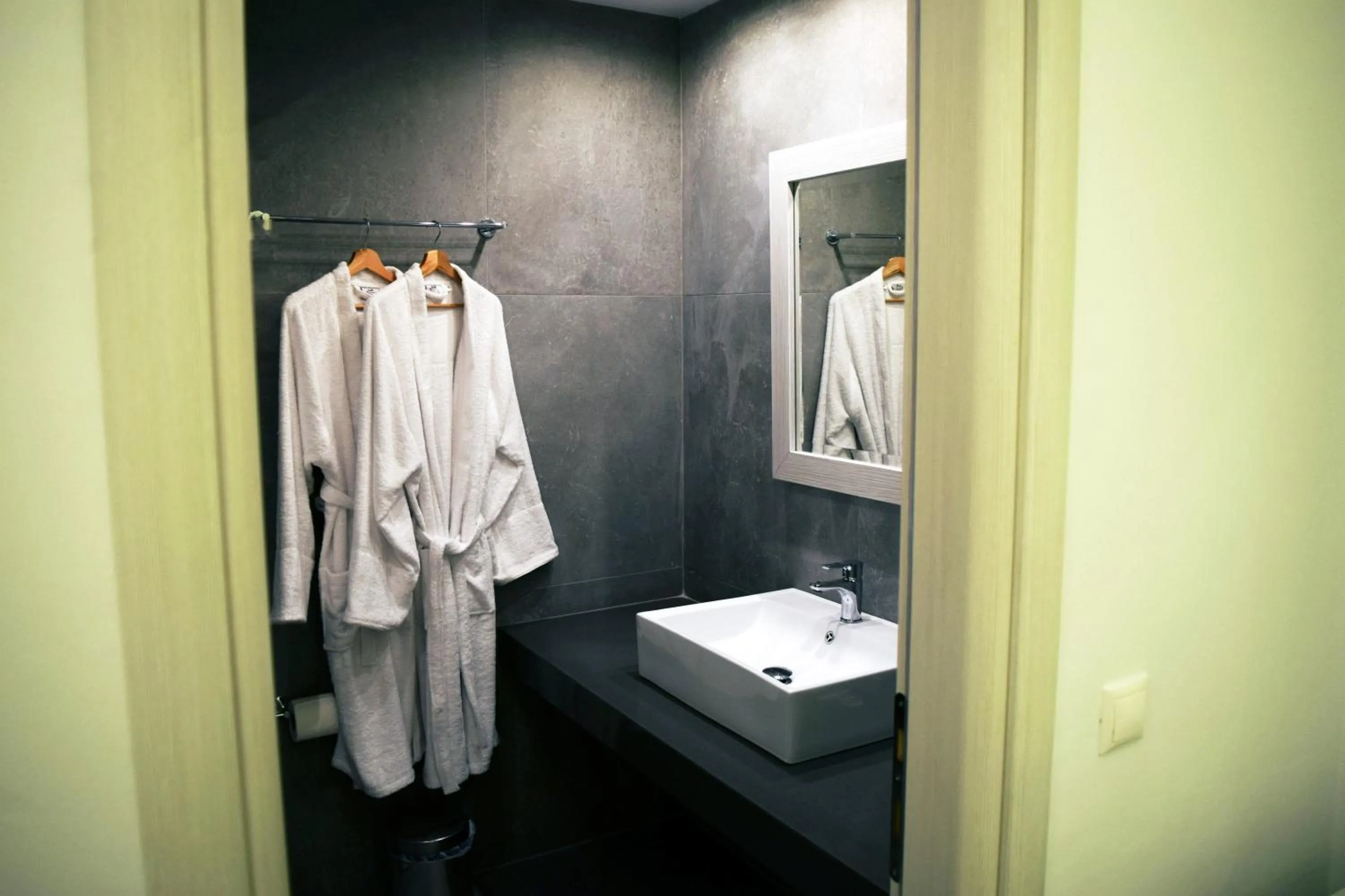 Bathroom in Giannoulaki Resort