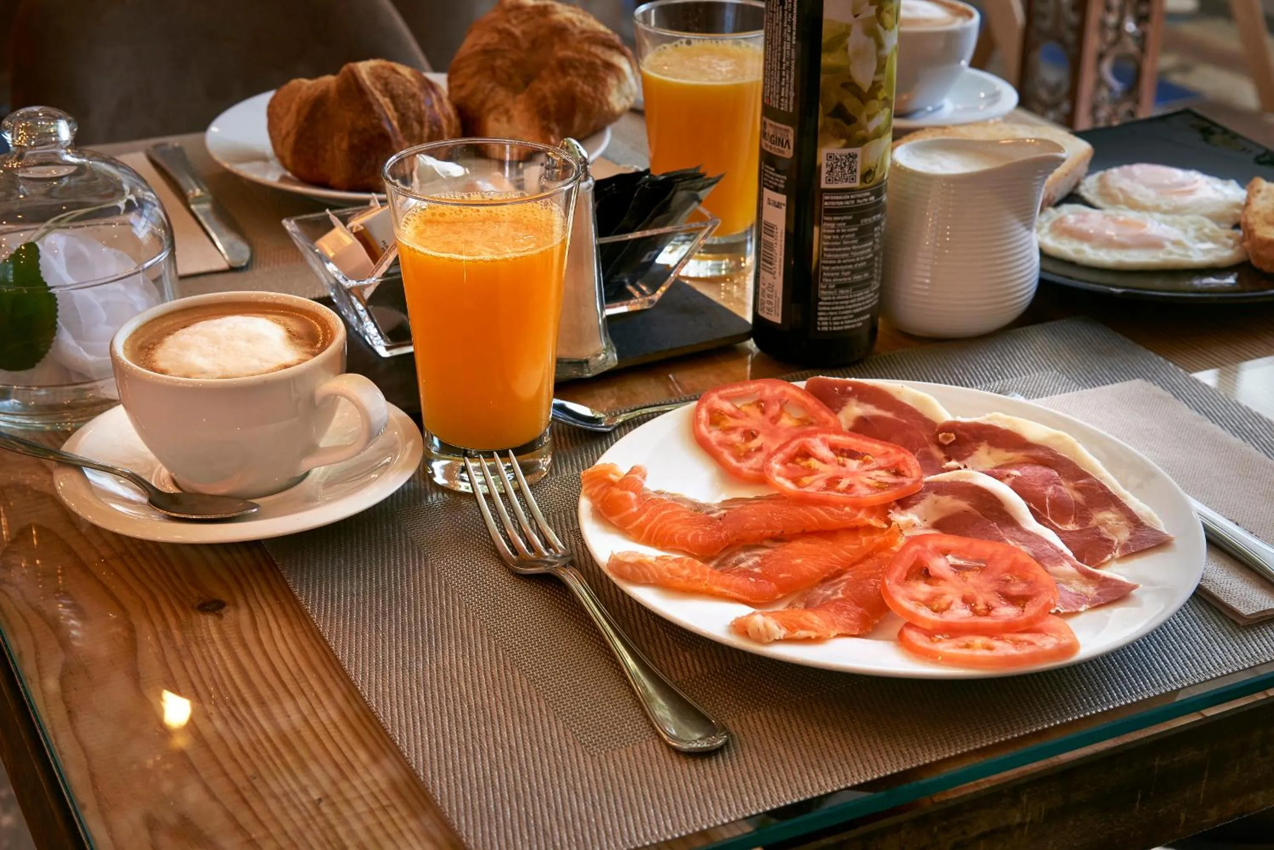 Continental breakfast in Habitaciones Premium Finca la Casona