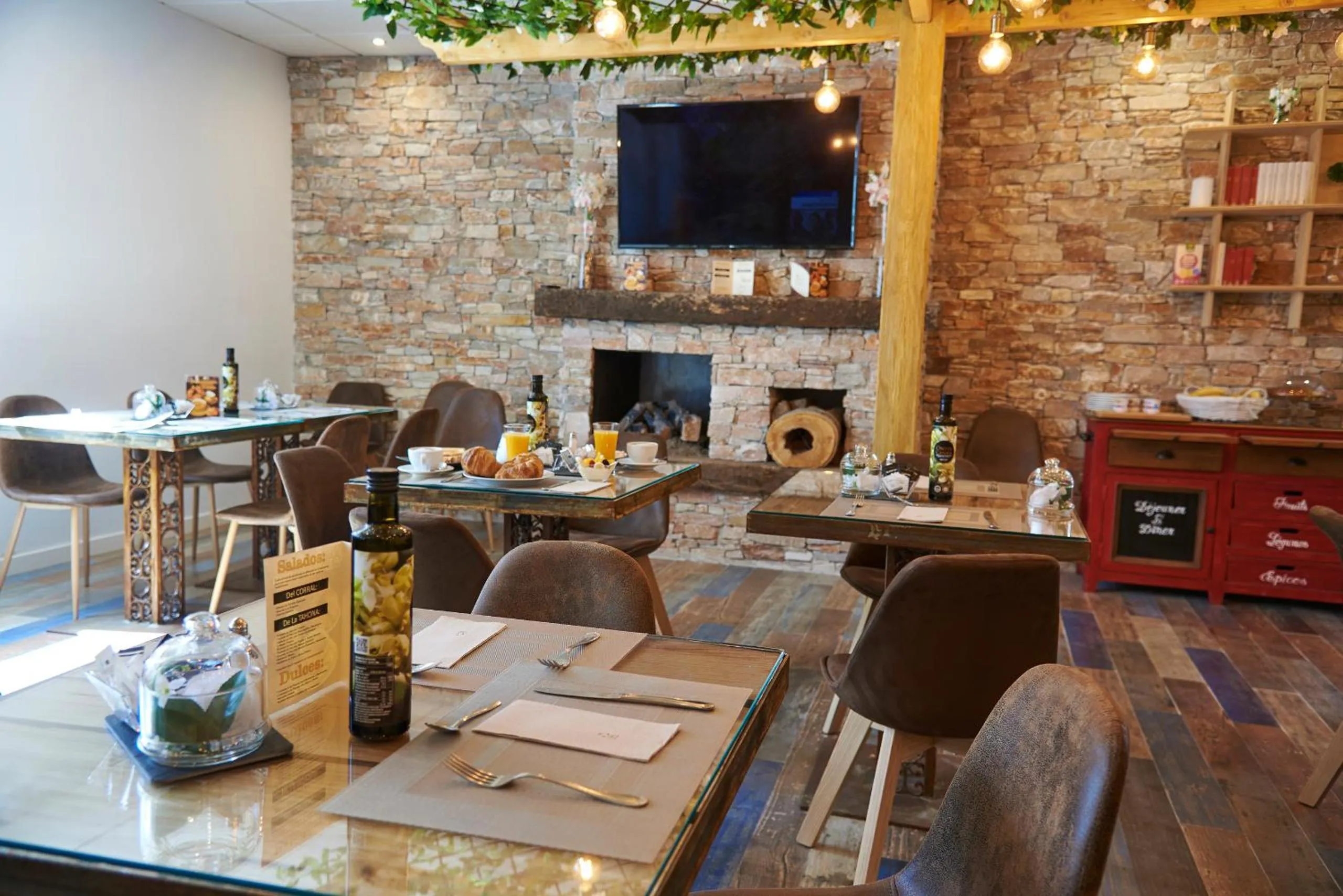 Lounge or bar in Habitaciones Premium Finca la Casona