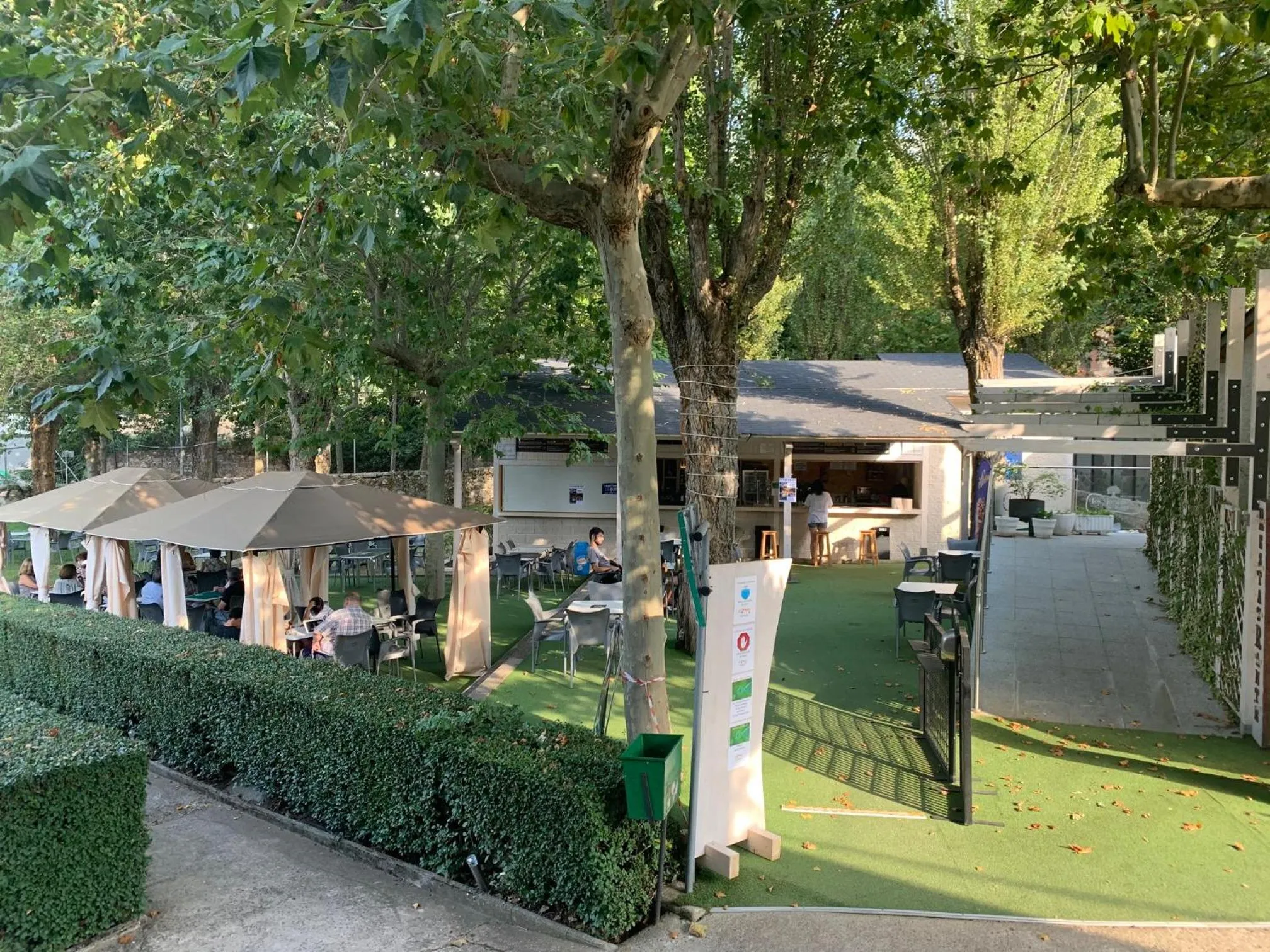 Lounge or bar in Habitaciones Premium Finca la Casona