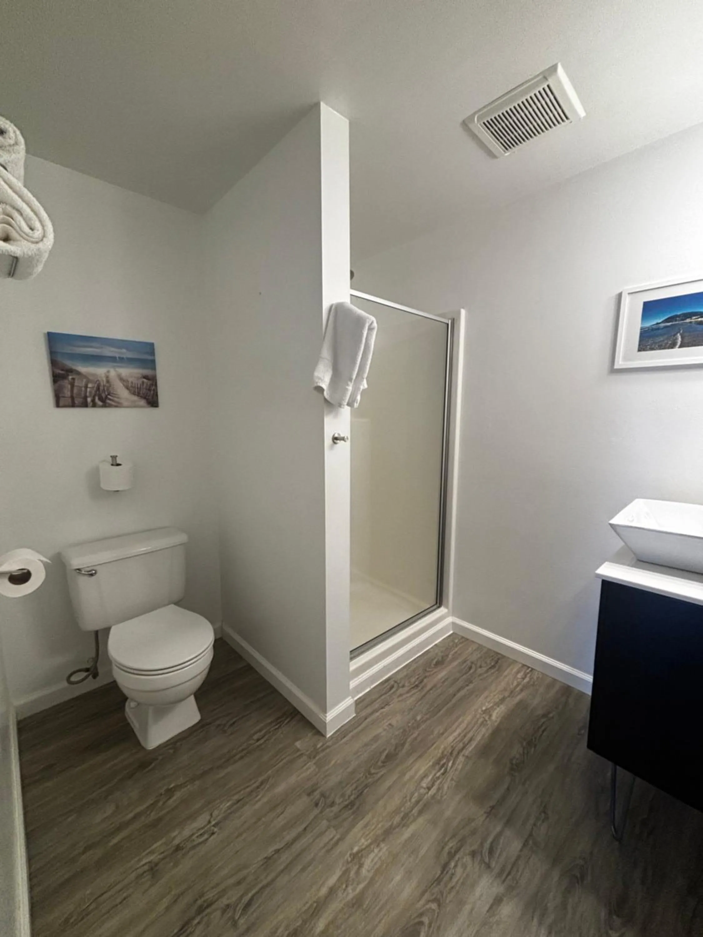 Shower in San Dune Inn