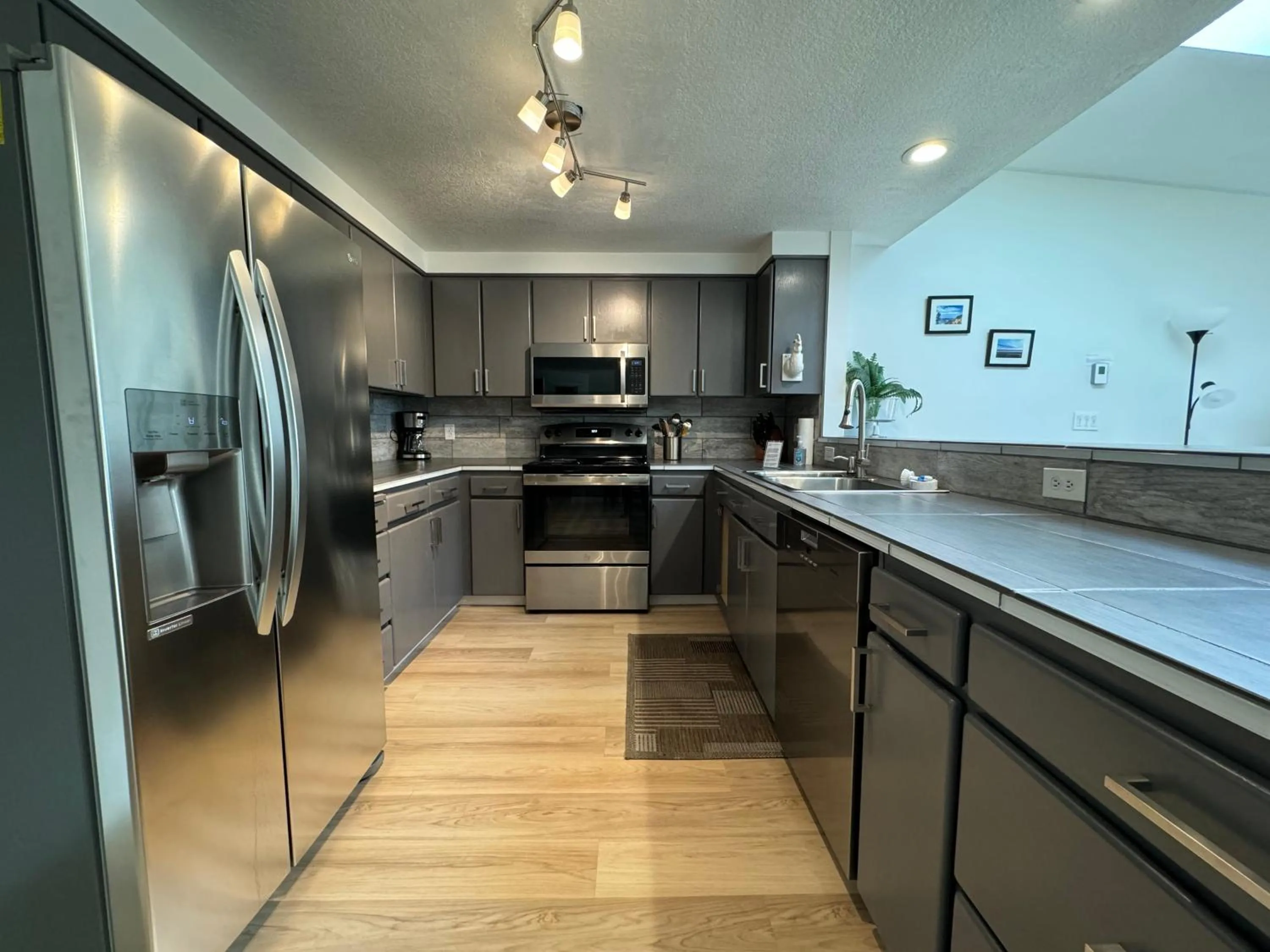 kitchen in San Dune Inn