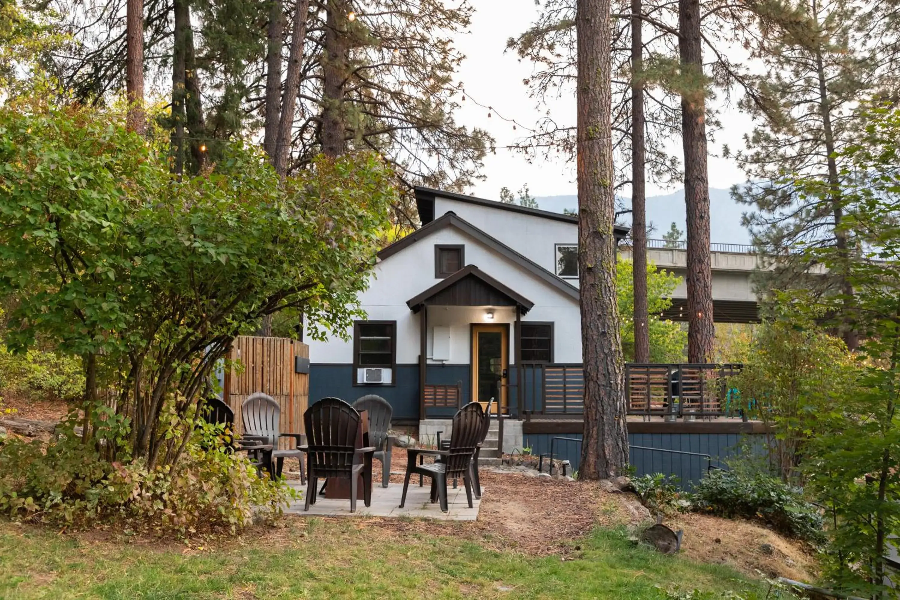 Property building in LOGE Leavenworth - Downtown Property building in LOGE Leavenworth - Downtown