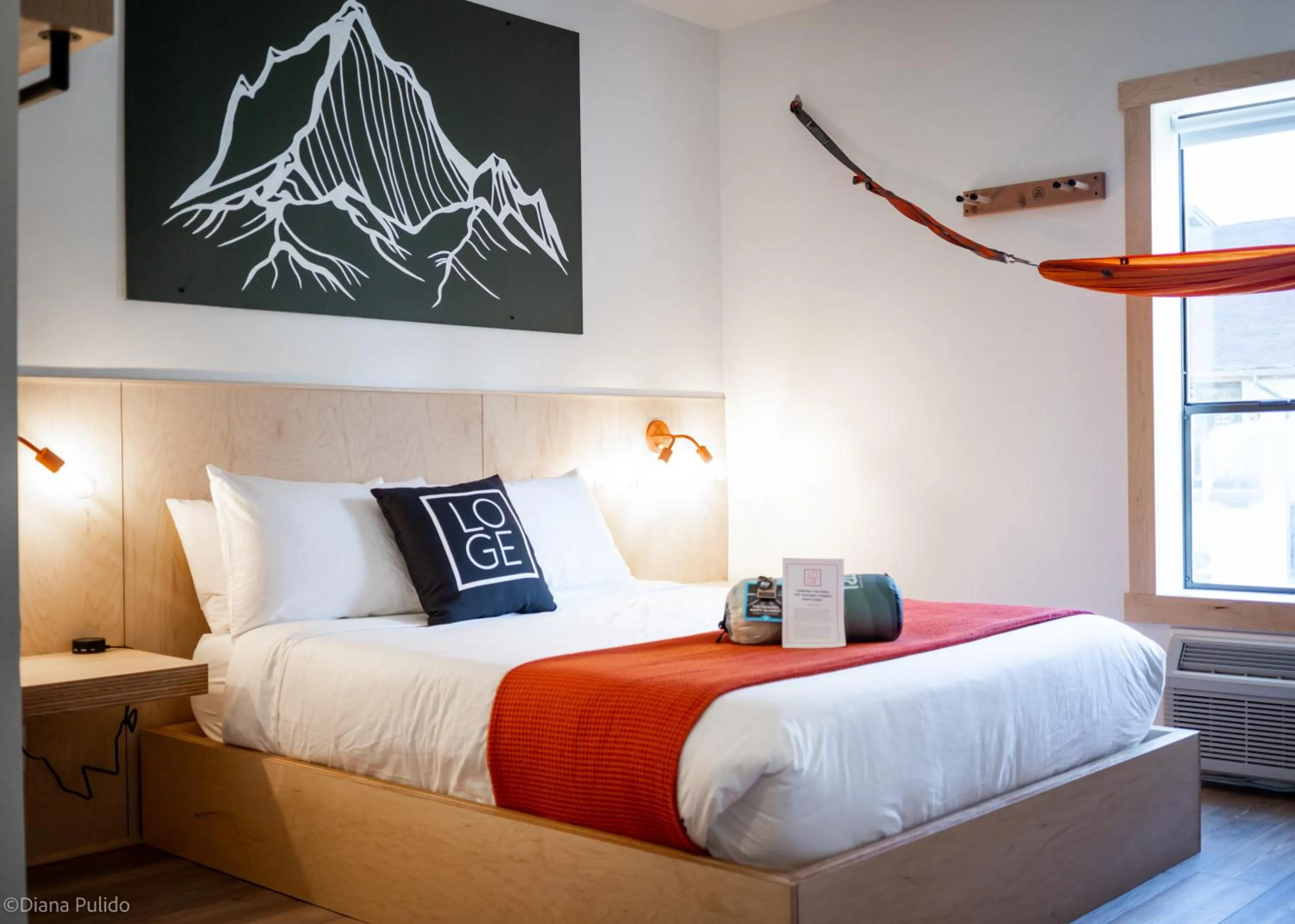 Bedroom, Bed in LOGE Leavenworth