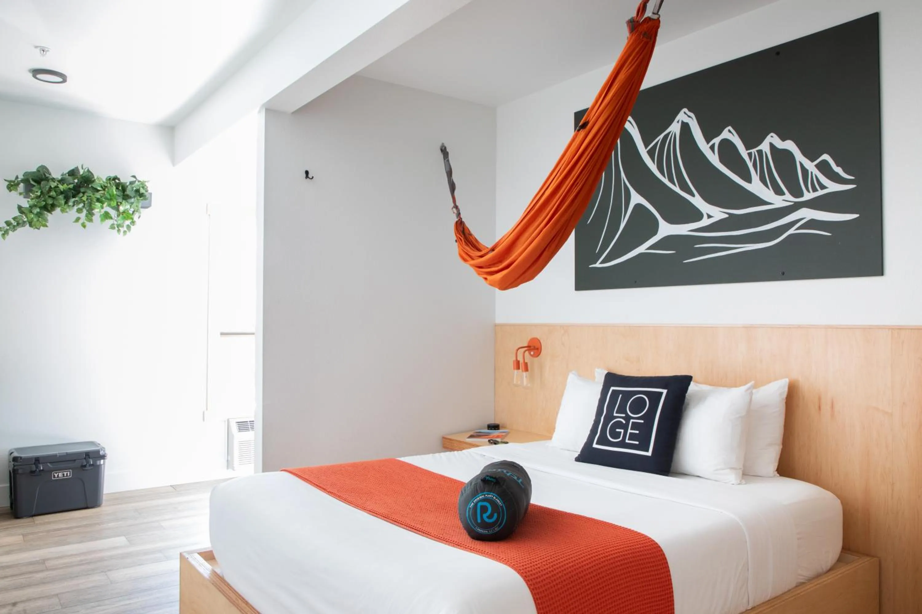 Bedroom, Bed in LOGE Leavenworth