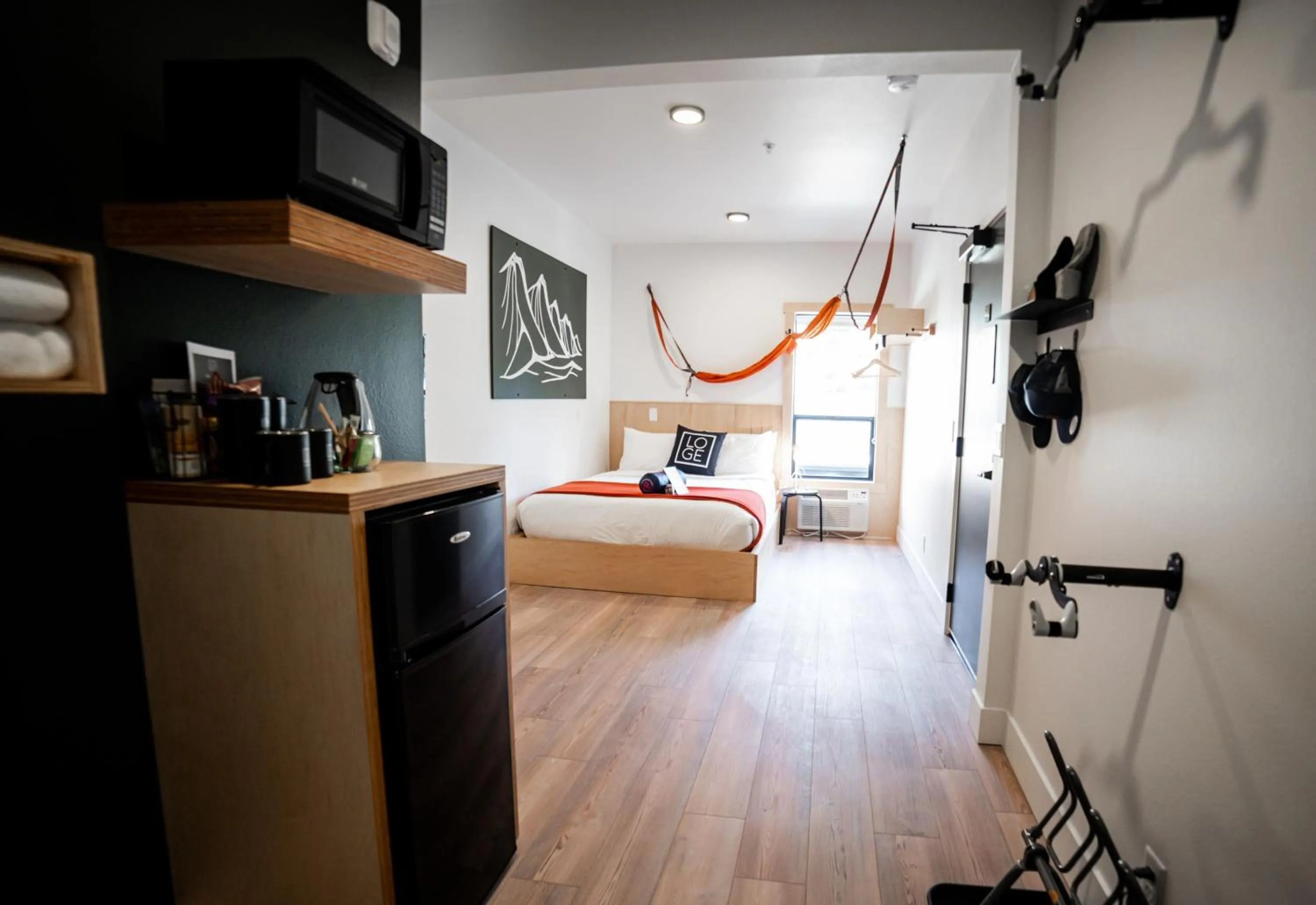 Bedroom, Bed in LOGE Leavenworth