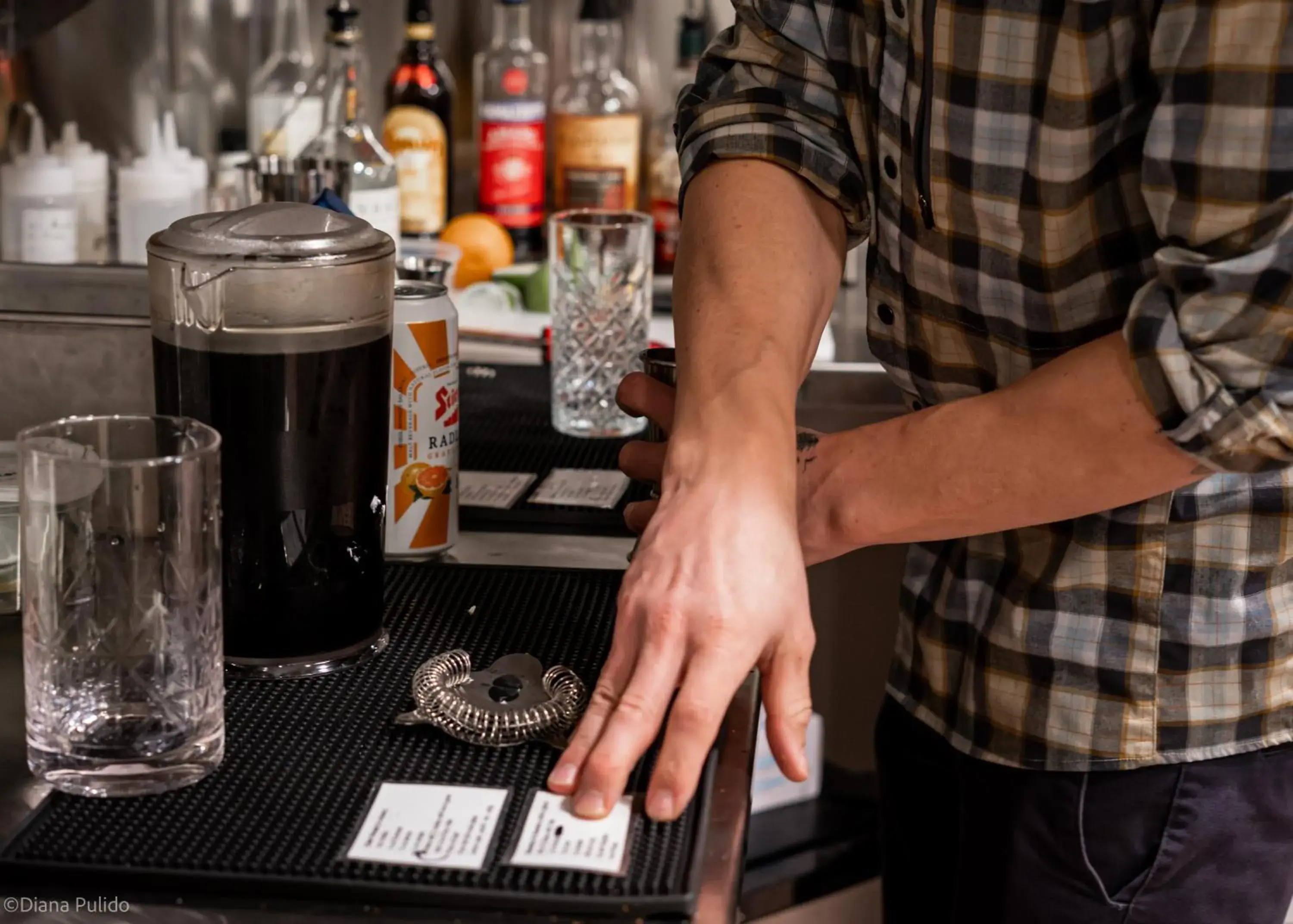 Lounge or bar in LOGE Leavenworth - Downtown Lounge or bar in LOGE Leavenworth - Downtown