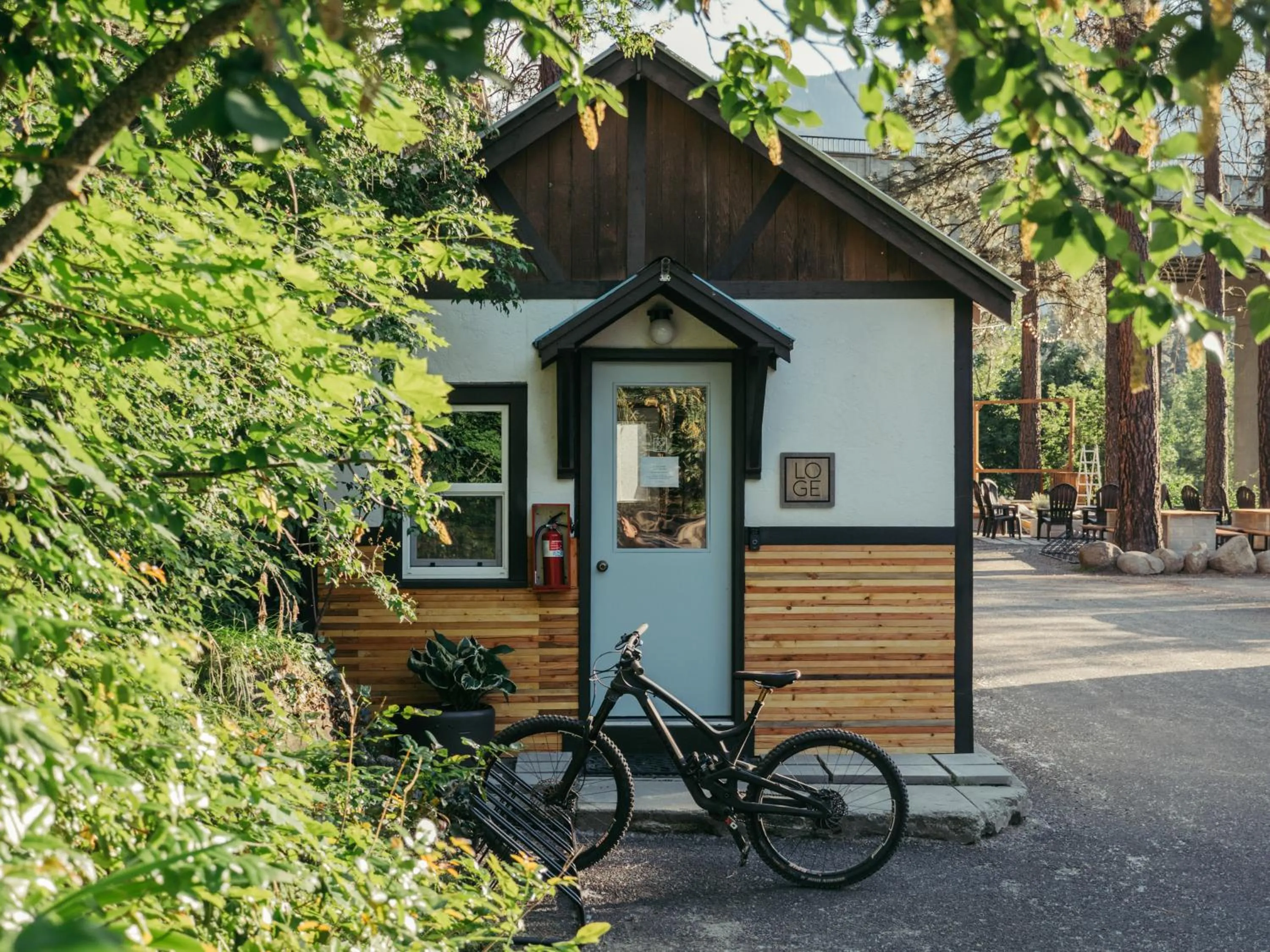 Property building in LOGE Leavenworth