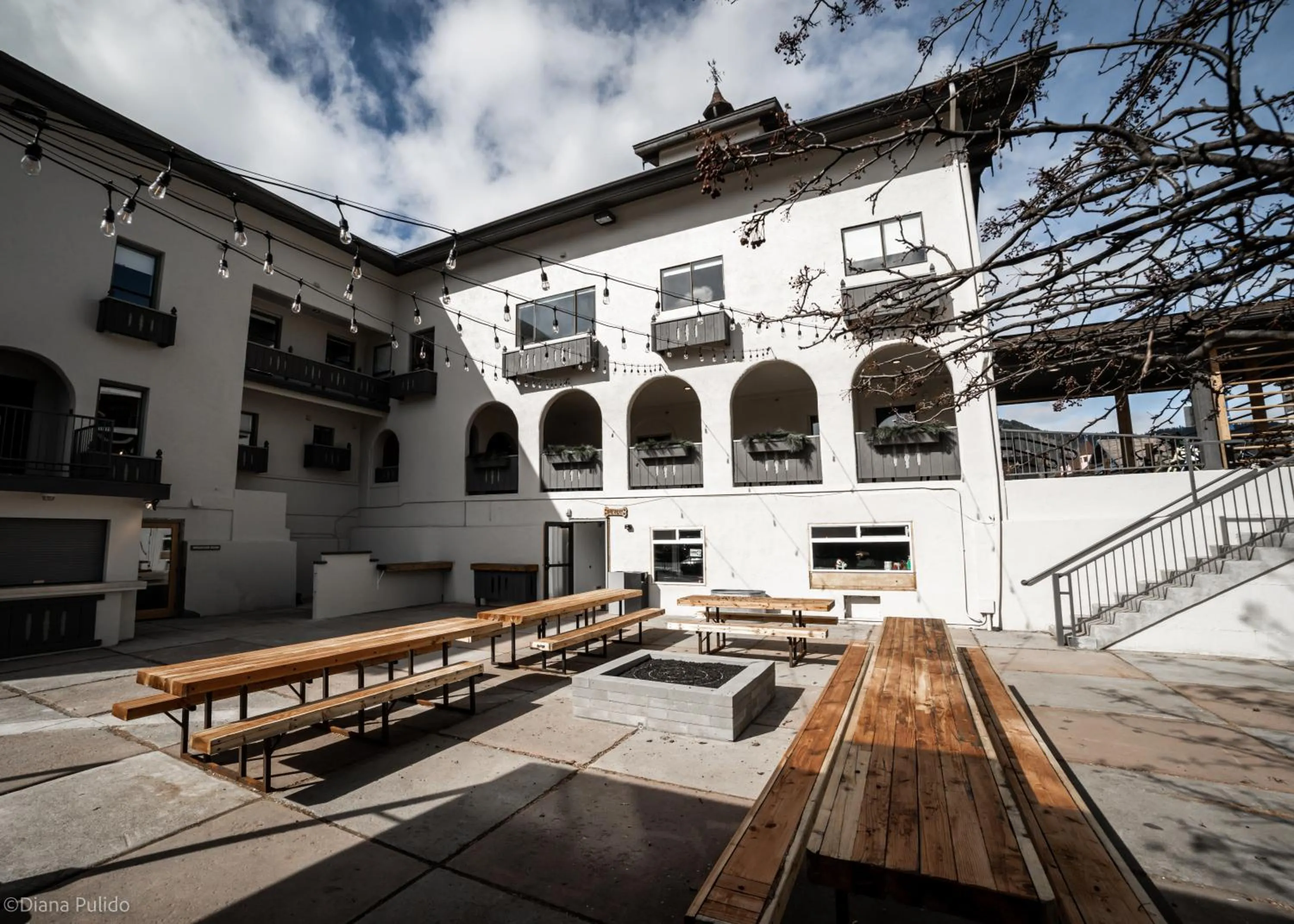 Property building in LOGE Leavenworth