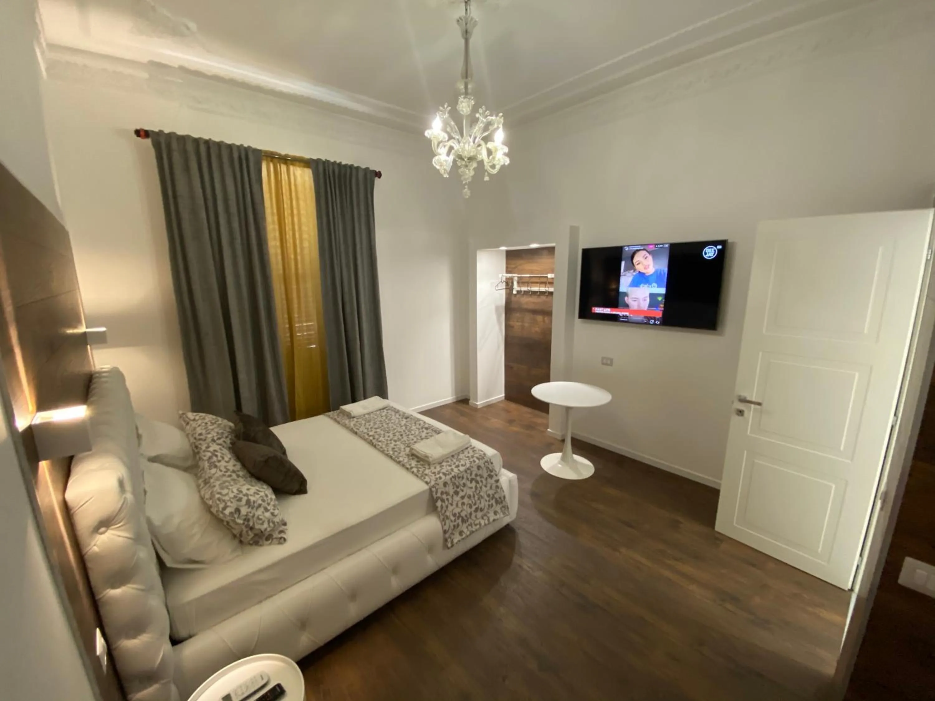 Bedroom, Bed in Vatican G&G Suites