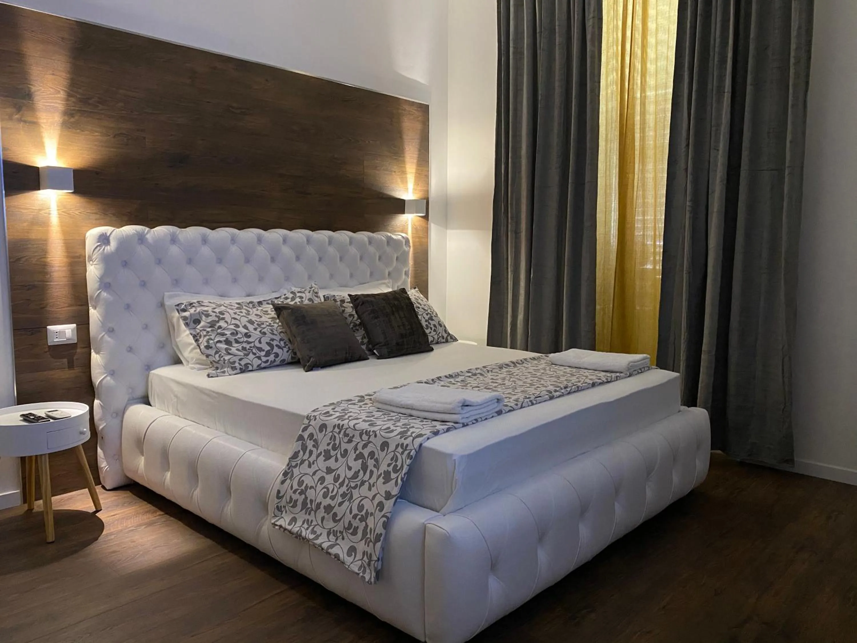 Bedroom, Bed in Vatican G&G Suites