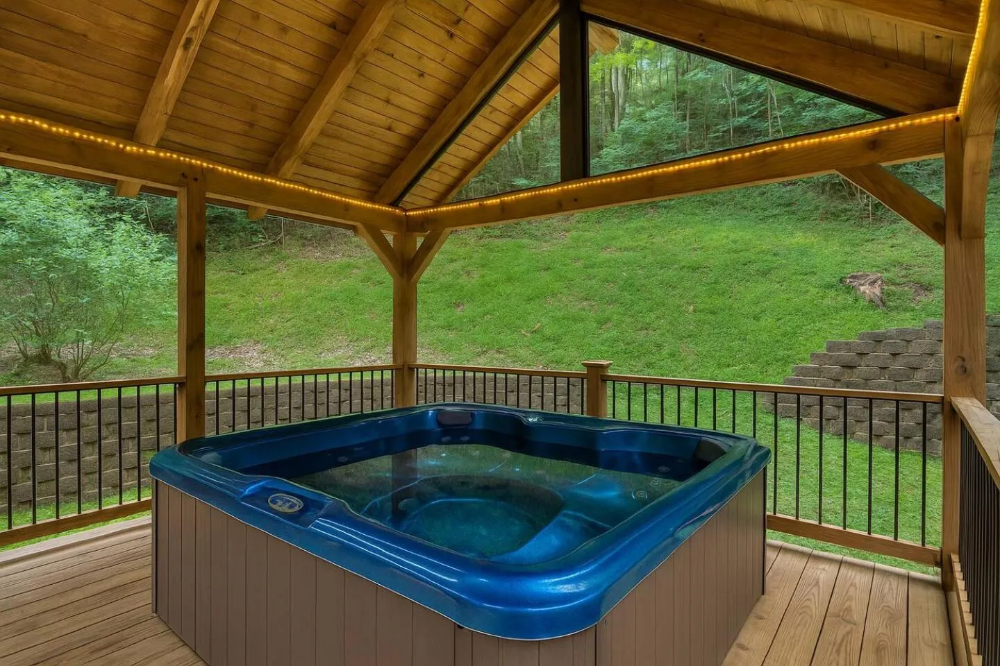 Hot Tub in Gorgeous "Country Roads" by HoneyBearCabins 4BR 4BA, next to pool, easy drive, main strip location!