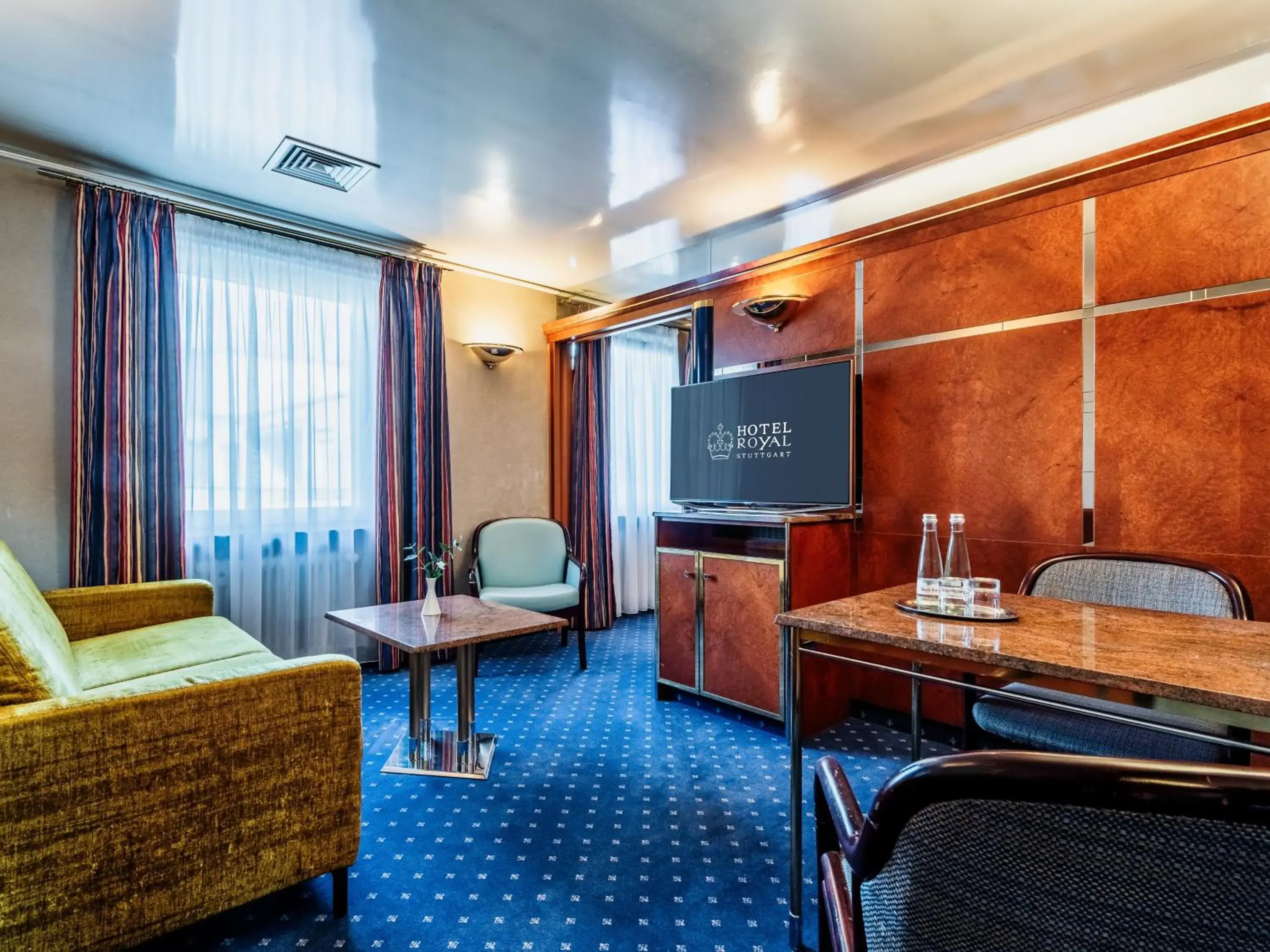 Suite in Hotel Royal Suite in Hotel Royal