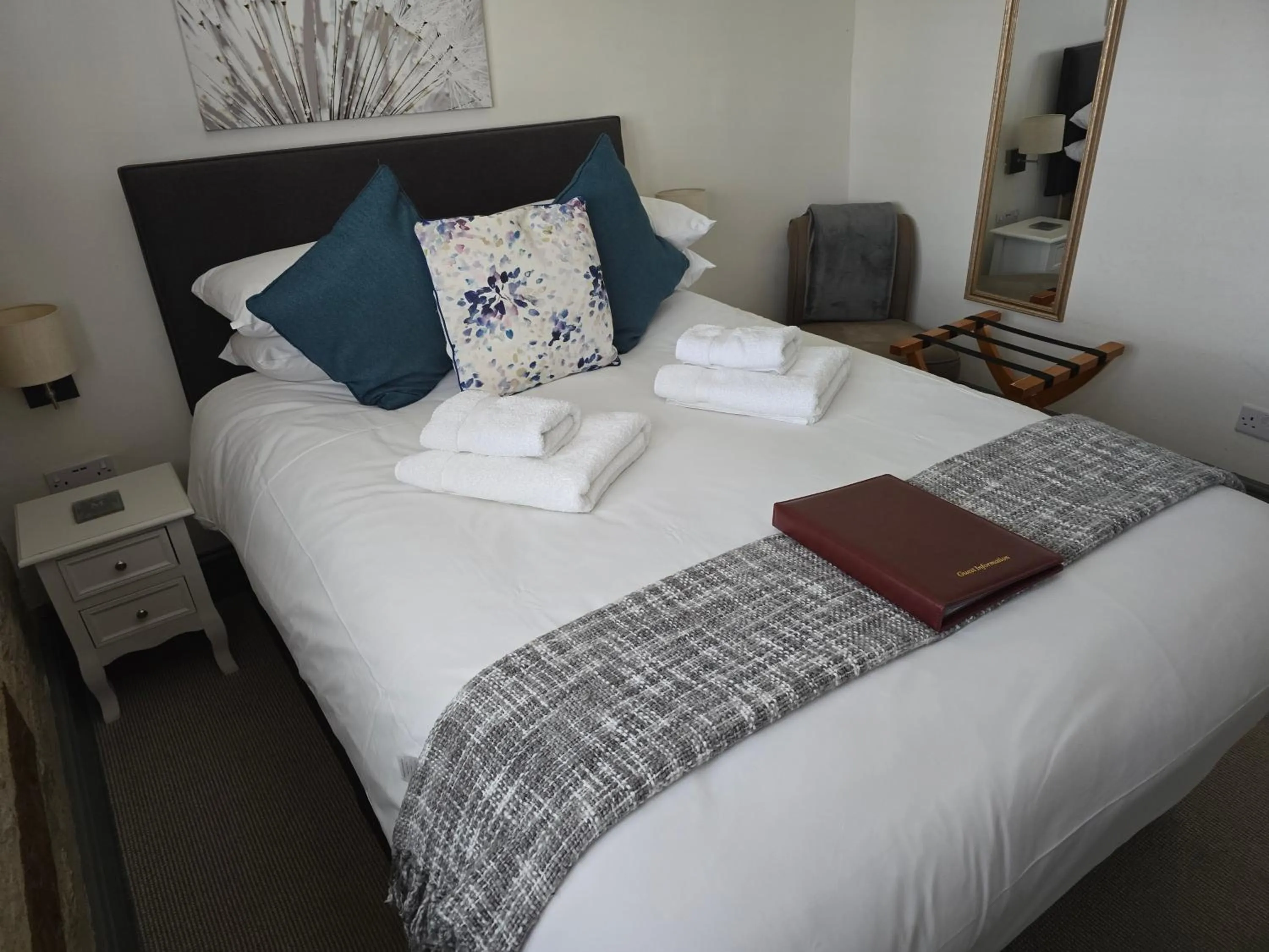 Bed in The Masons Arms