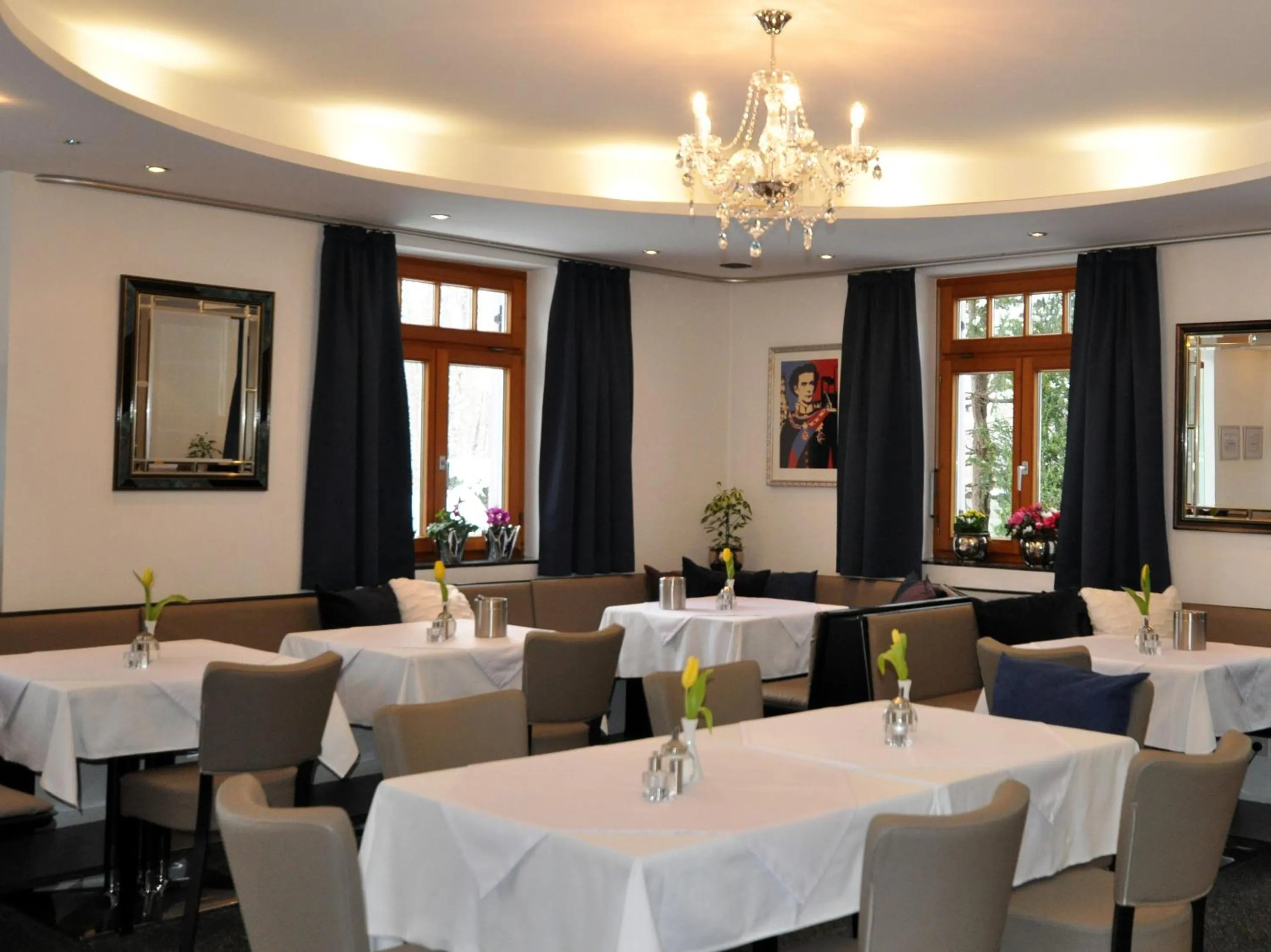 Restaurant/places to eat in Villa Waldperlach by Blattl