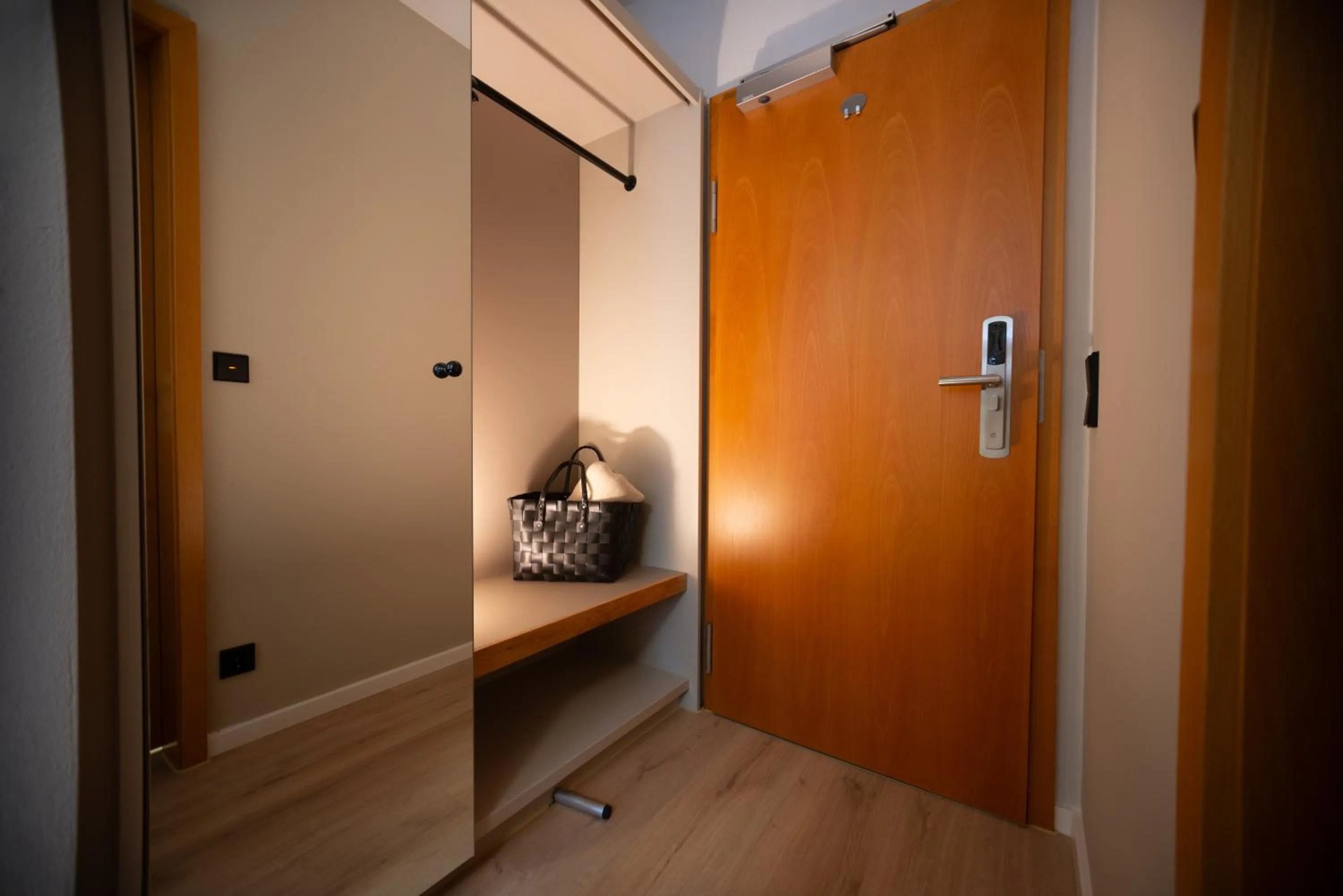 wardrobe in Villa Waldperlach by Blattl