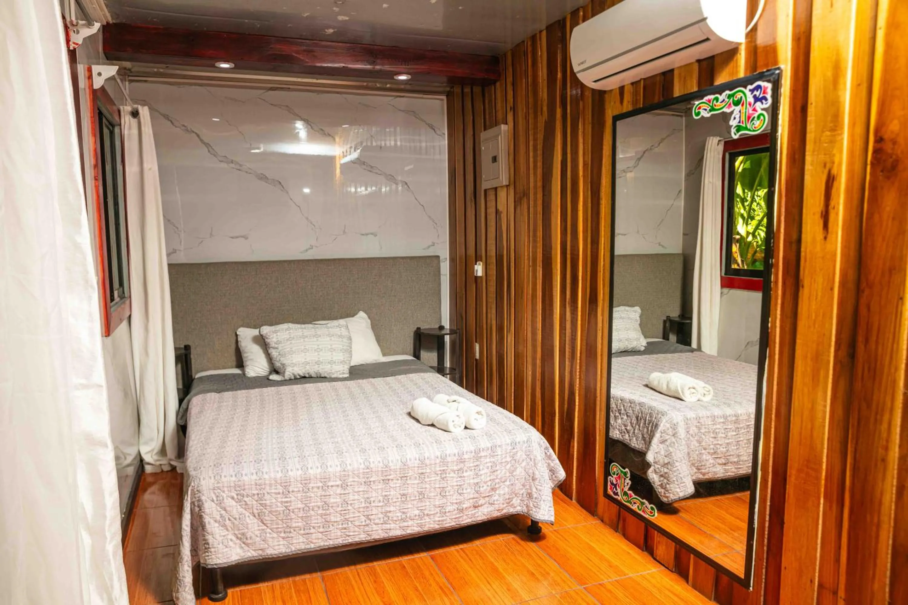 Bed in HOTEL, VILLAS y GLAMPINGS MYA -PUERTO VIEJO, Limon, CR